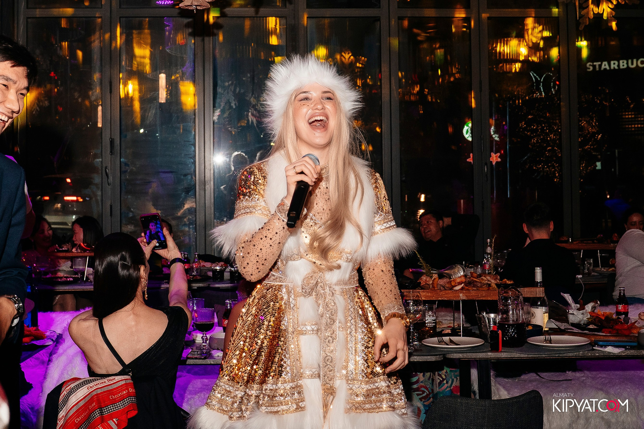 FRIENDS BAR & TERRACE. КИПЯТКОМ АЛМАТЫ! Фотосъемка мероприятий в Алматы