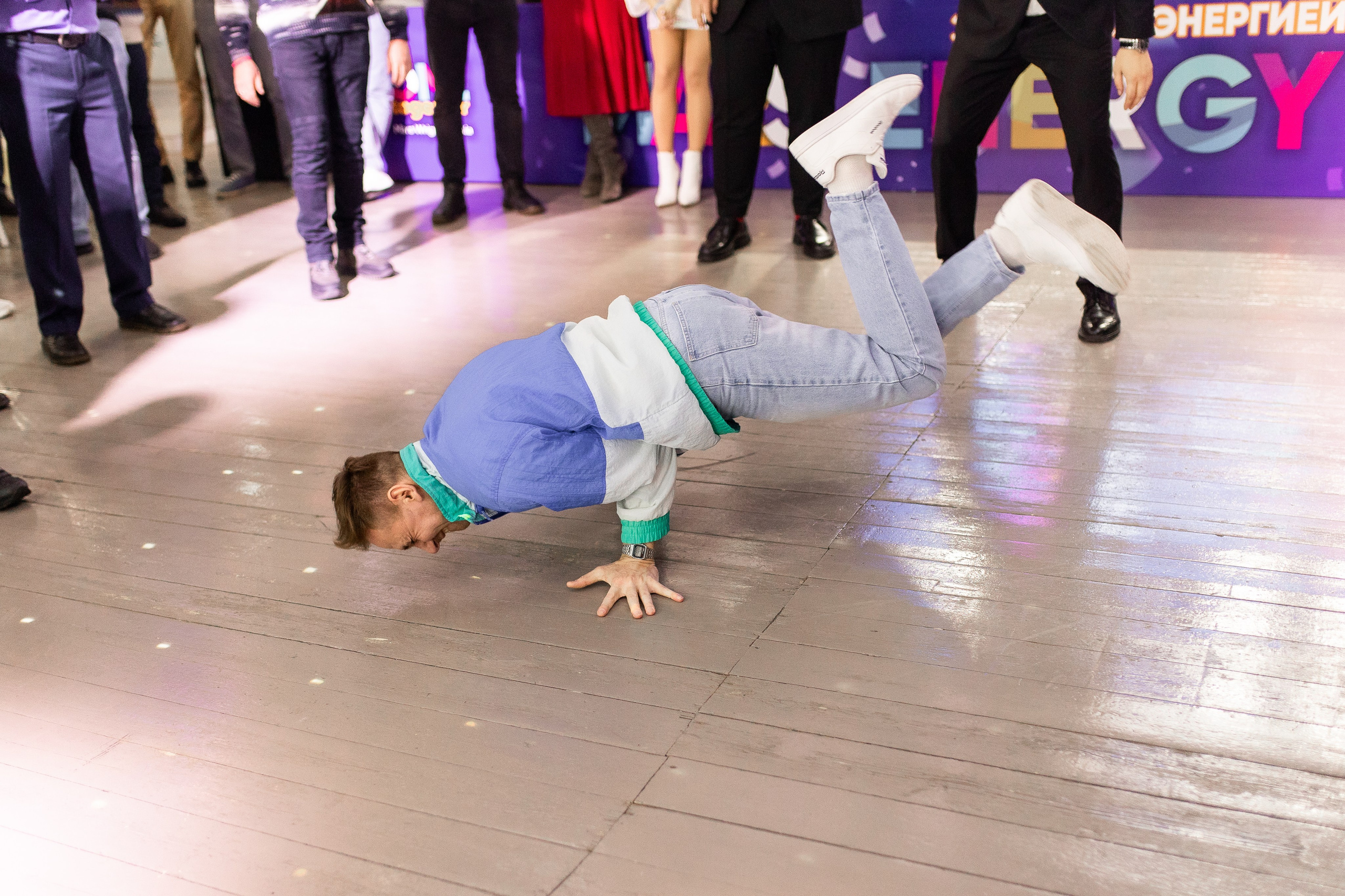 Вечеринка в стиле 90х | ресторанный комплекс «Аляска». Фотограф и видеограф в Ульяновске Денис Власов