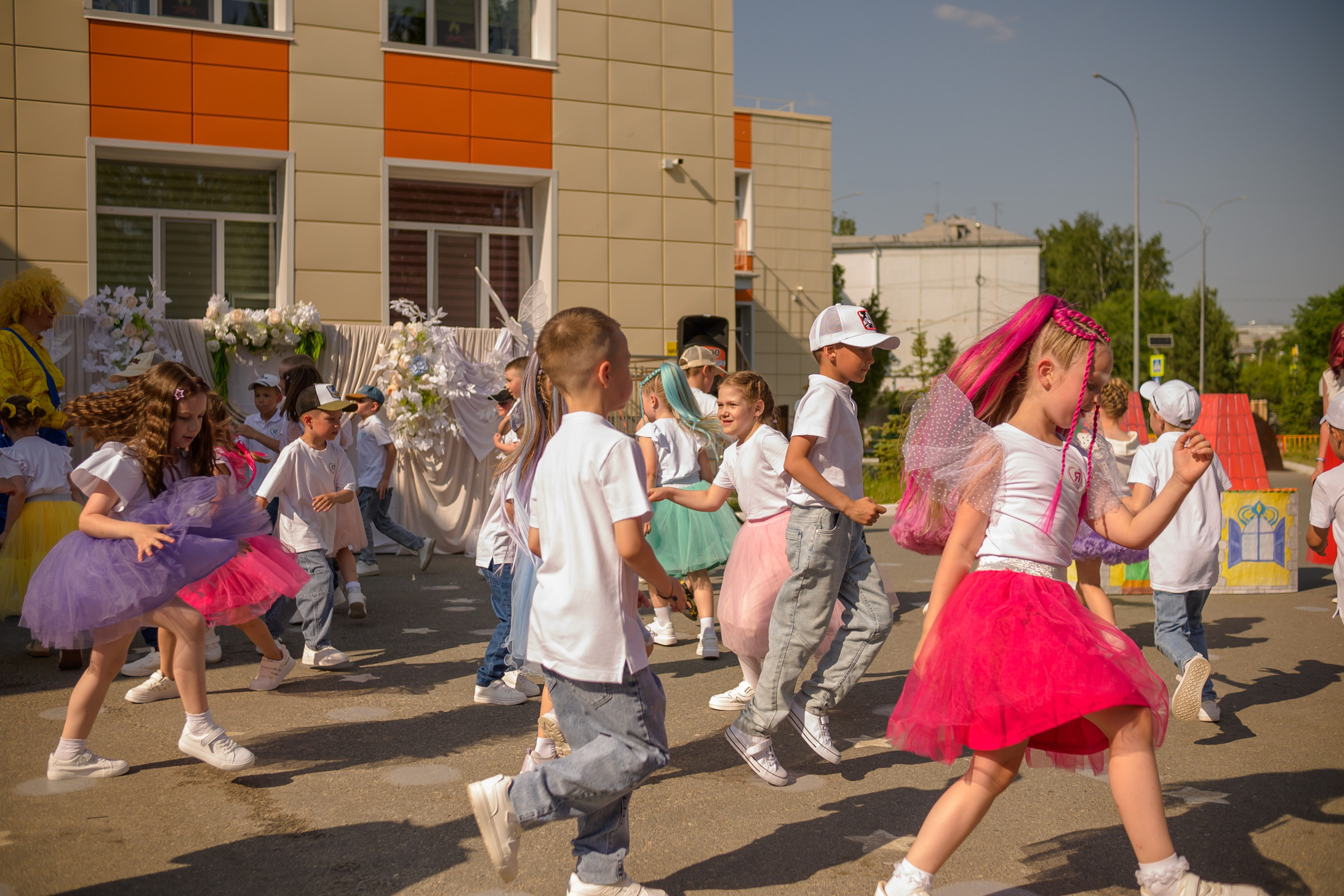 Репортаж выпускного группа «Фантазёры» 3 садик. Фотограф новорожденных, семейный детский в Тюмени Татьяна Морозова