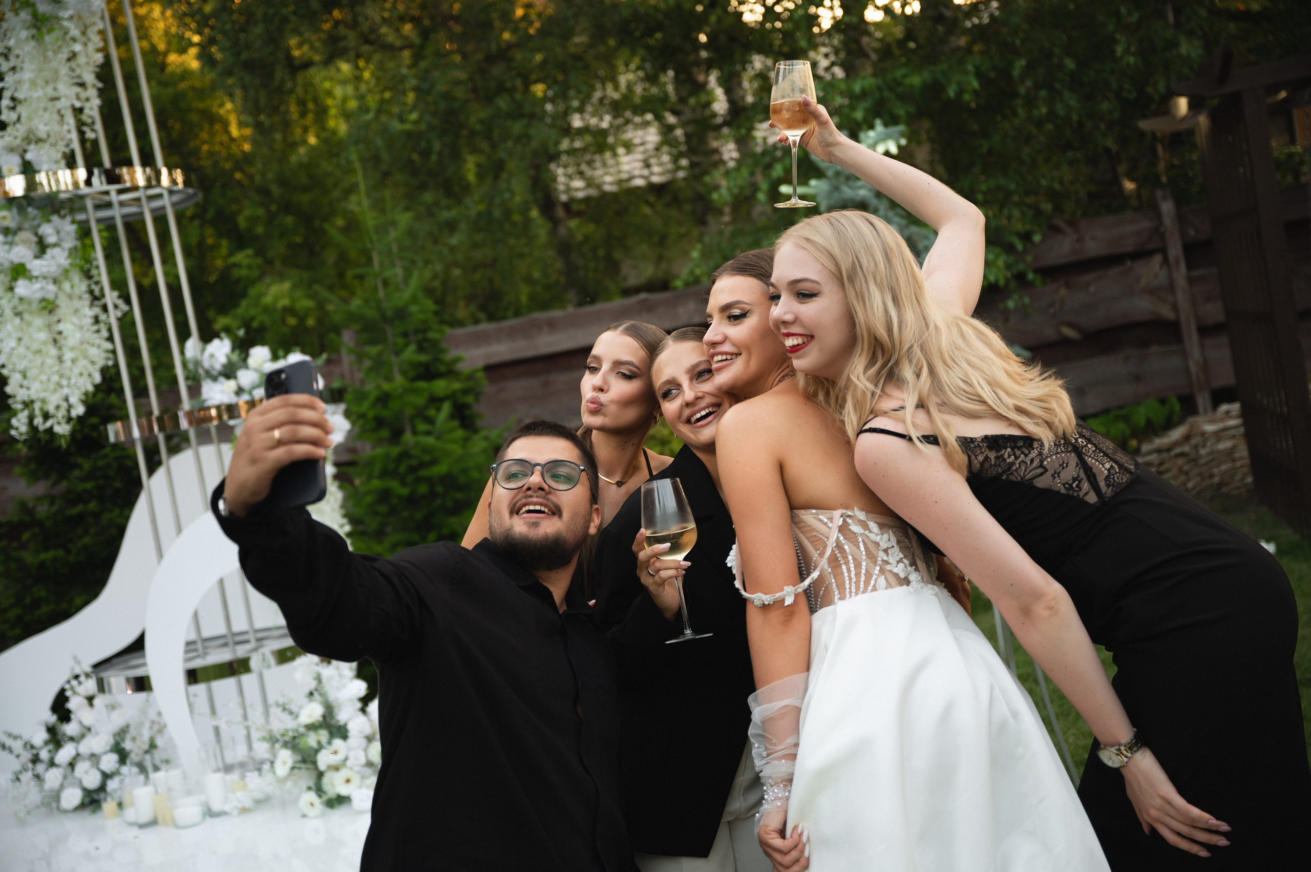 Егор и Настя, LesnoyVillage. Свадебный фотограф Наталья Доронина