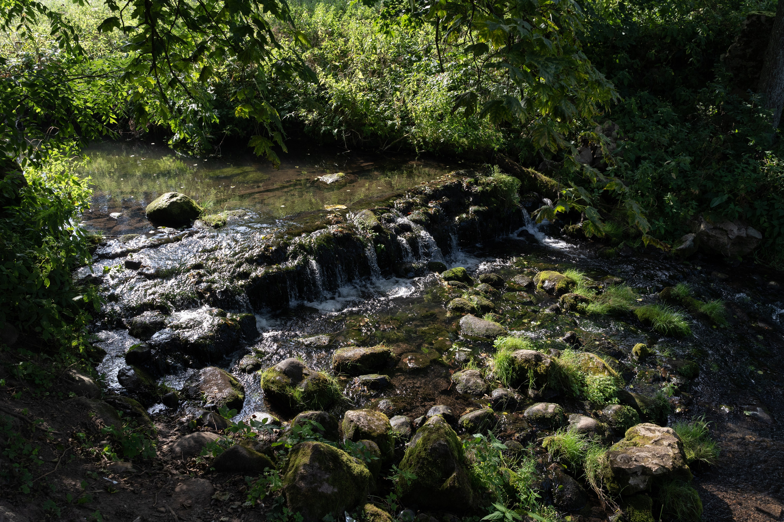 Home.land. Künstler Verstecktoff