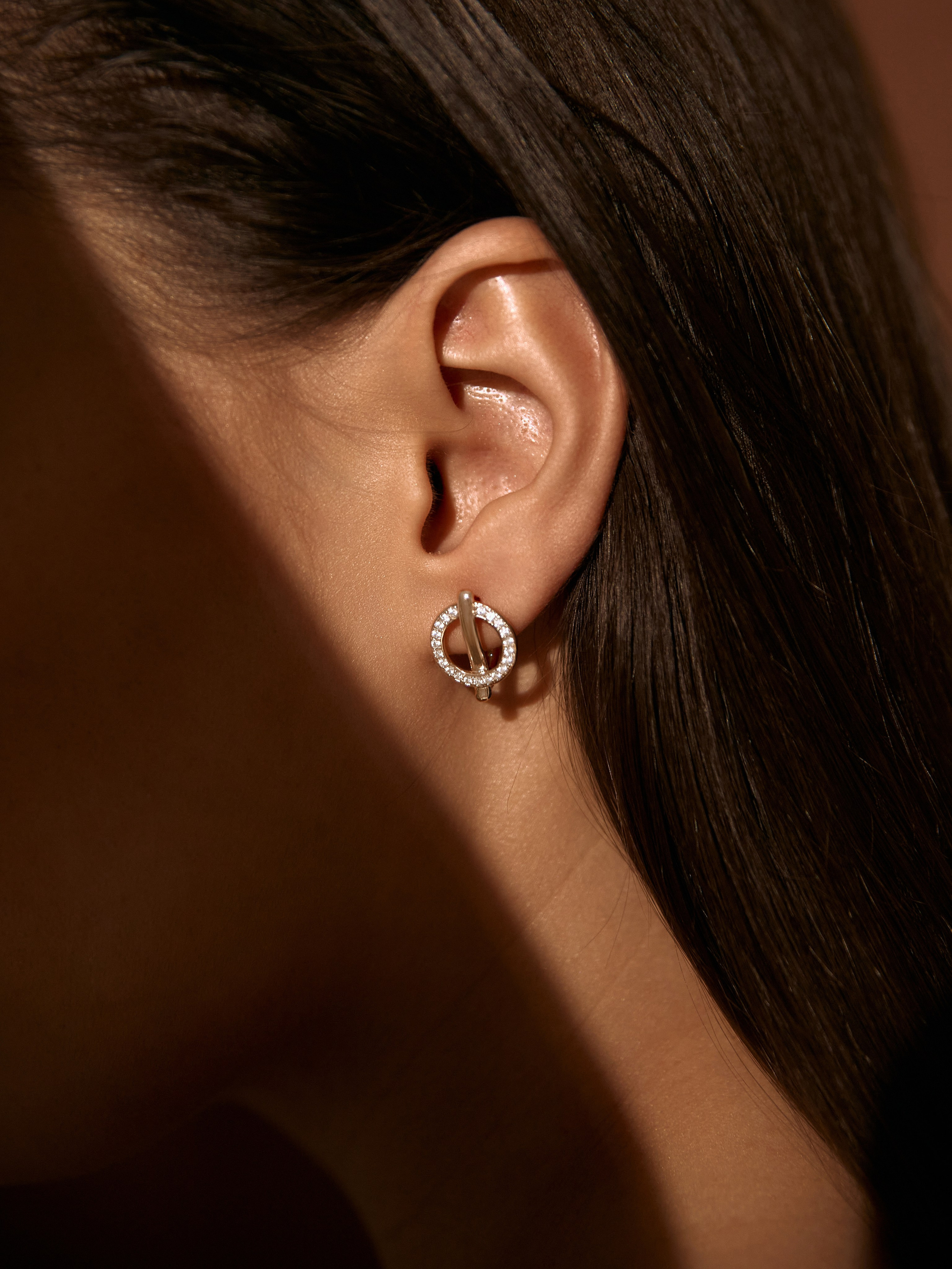 Фотосъемка аксессуаров с моделью в Ростове-на-Дону. Предметный и бизнес фотограф в Ростове-на-Дону Александра Степанова