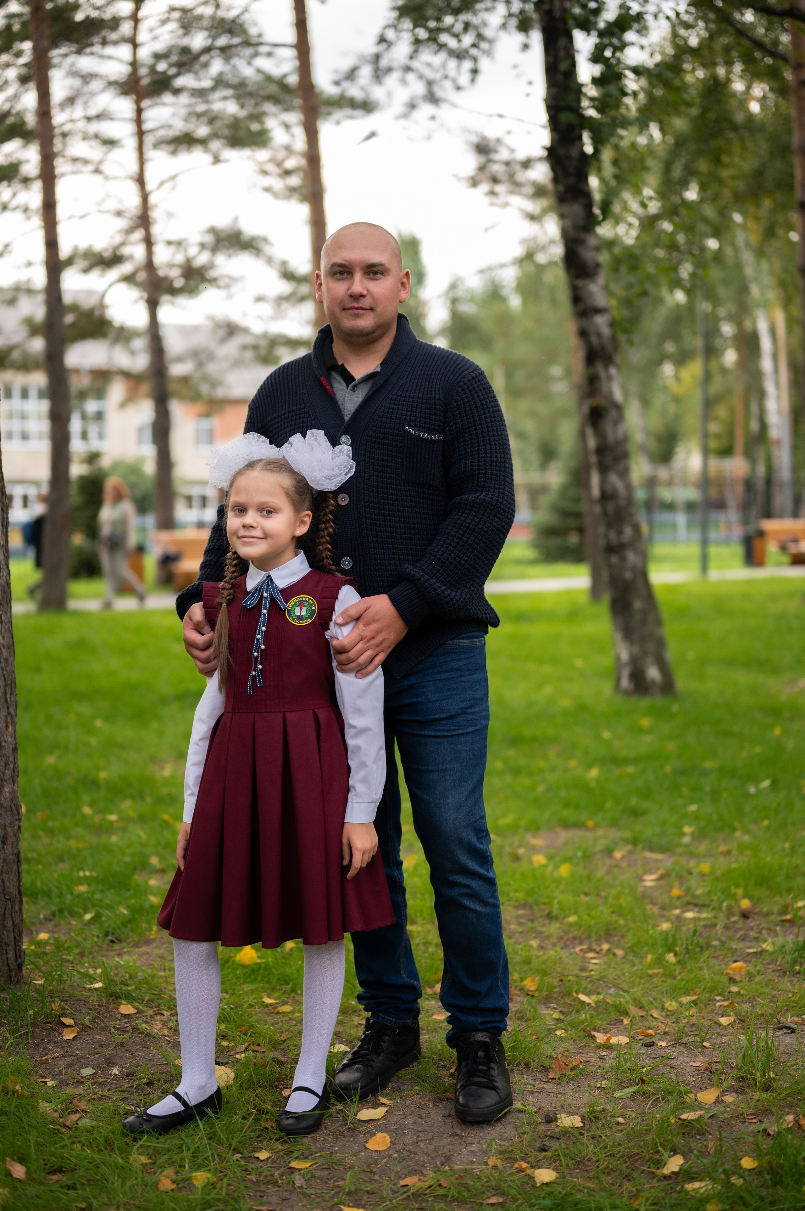 1 сентября 16 гимназия 2 класс (линейка + в классе+ на улице). Фотограф новорожденных, семейный детский в Тюмени Татьяна Морозова