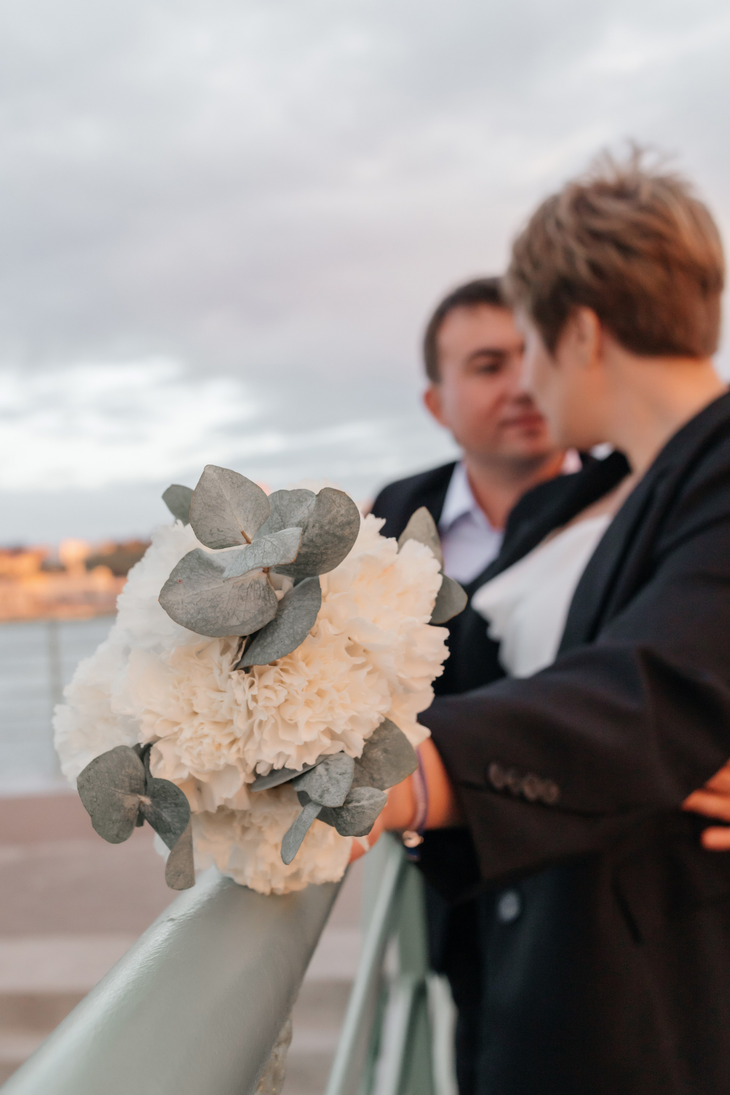 Свадебная прогулка для двоих на закате и в ночном нижнем новгороде. Свадебный фотограф и фотограф Love-Store в Нижнем Новгороде Анастасия