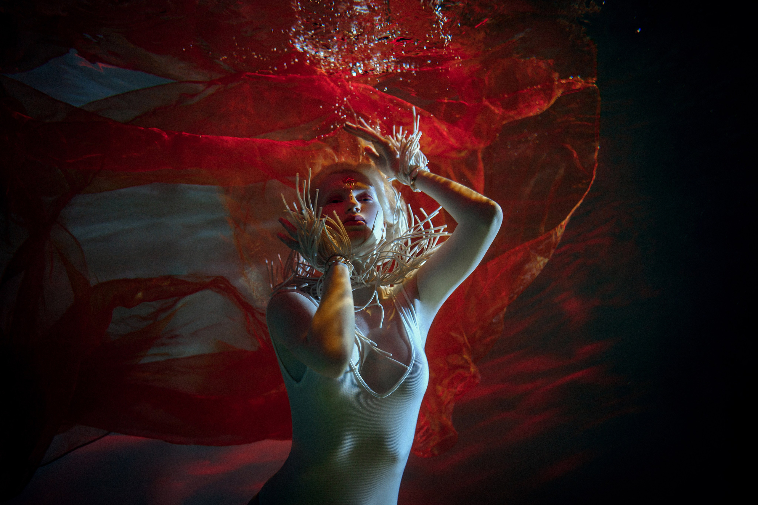 Подводная съемка. Профессиональная модель и блогер Сандра Капшук