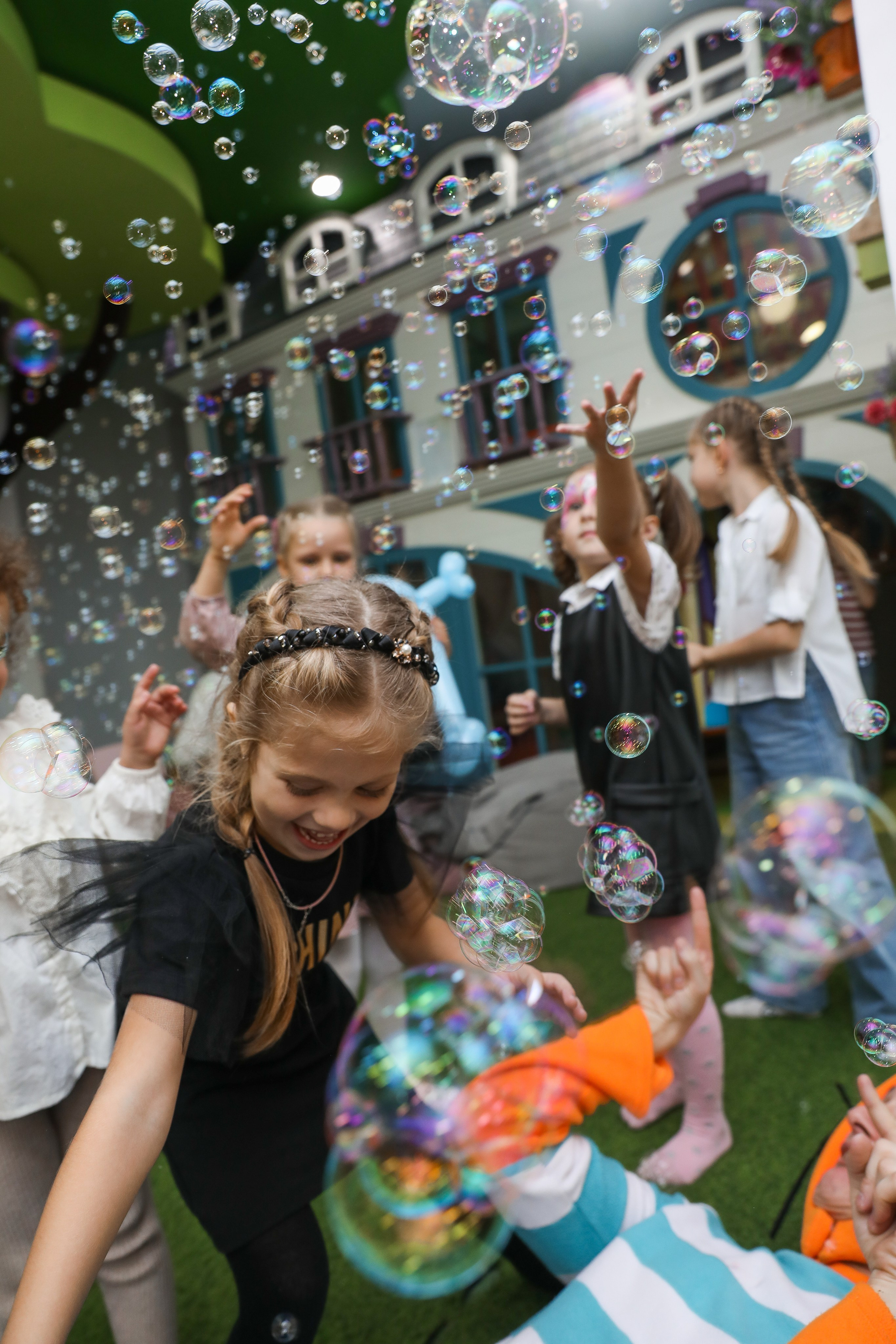 ДЕТСКИЕ МЕРОПРИЯТИЯ. Photographer Viktoriya Markushina «My world throug»