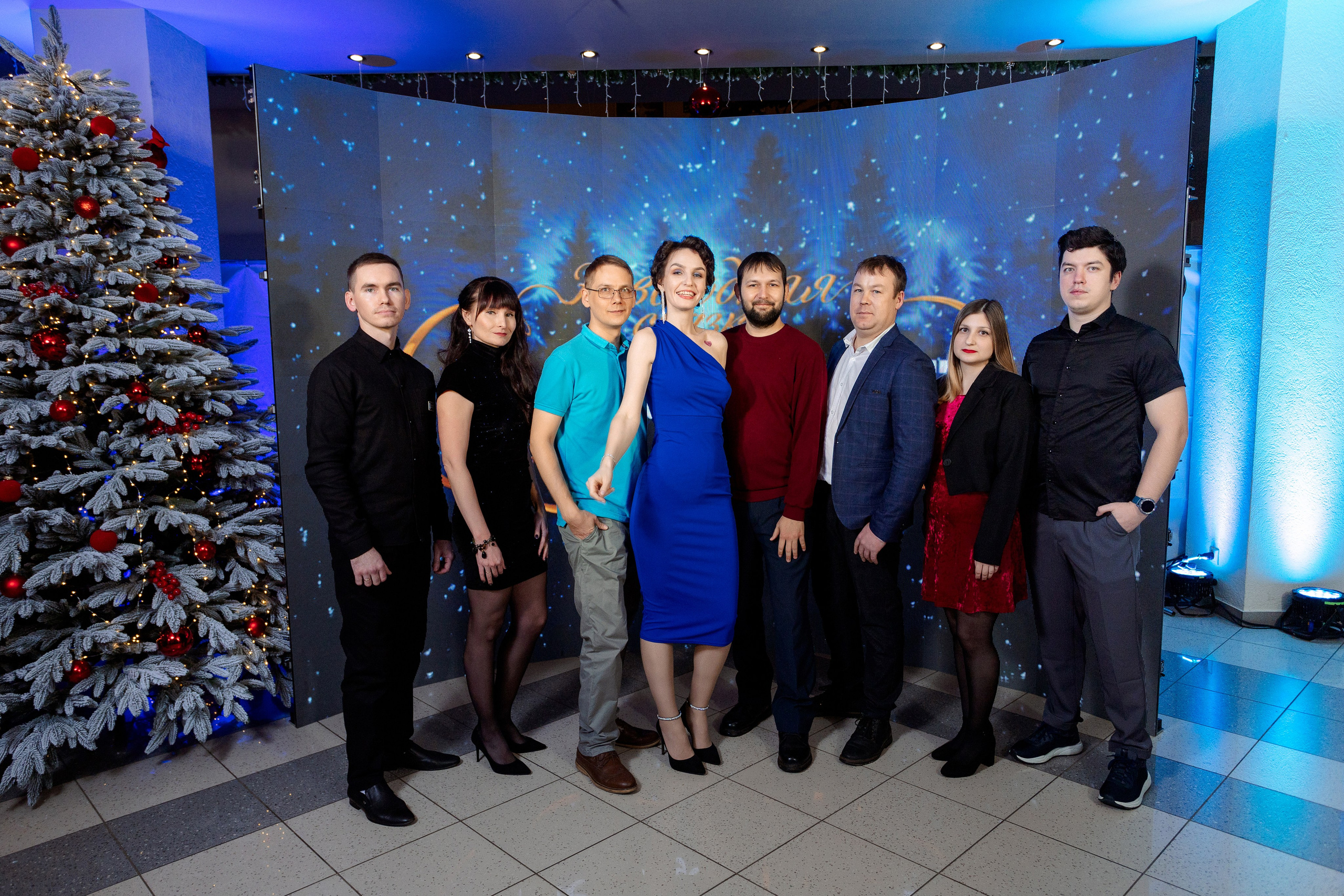 РЕПОРТАЖ: НОВЫЙ ГОД В ДК МЕТАЛЛУРГ. Профессиональный фотограф в Ижевске Леша Петров