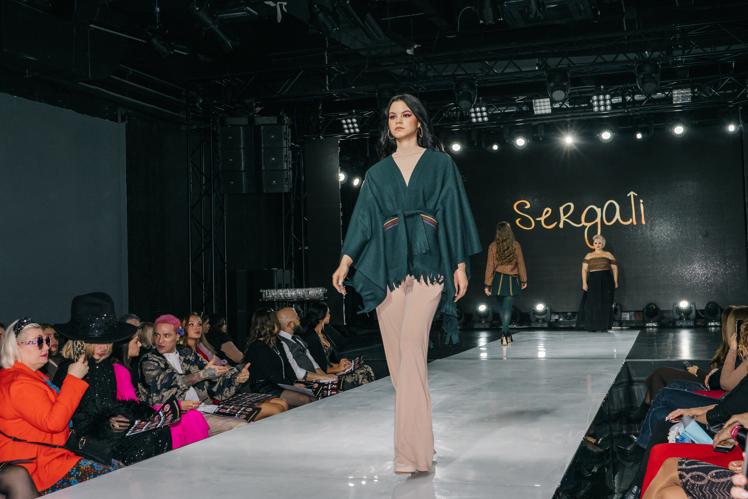 World fashion. Женский фотограф в Москве Анастасия Сидорова