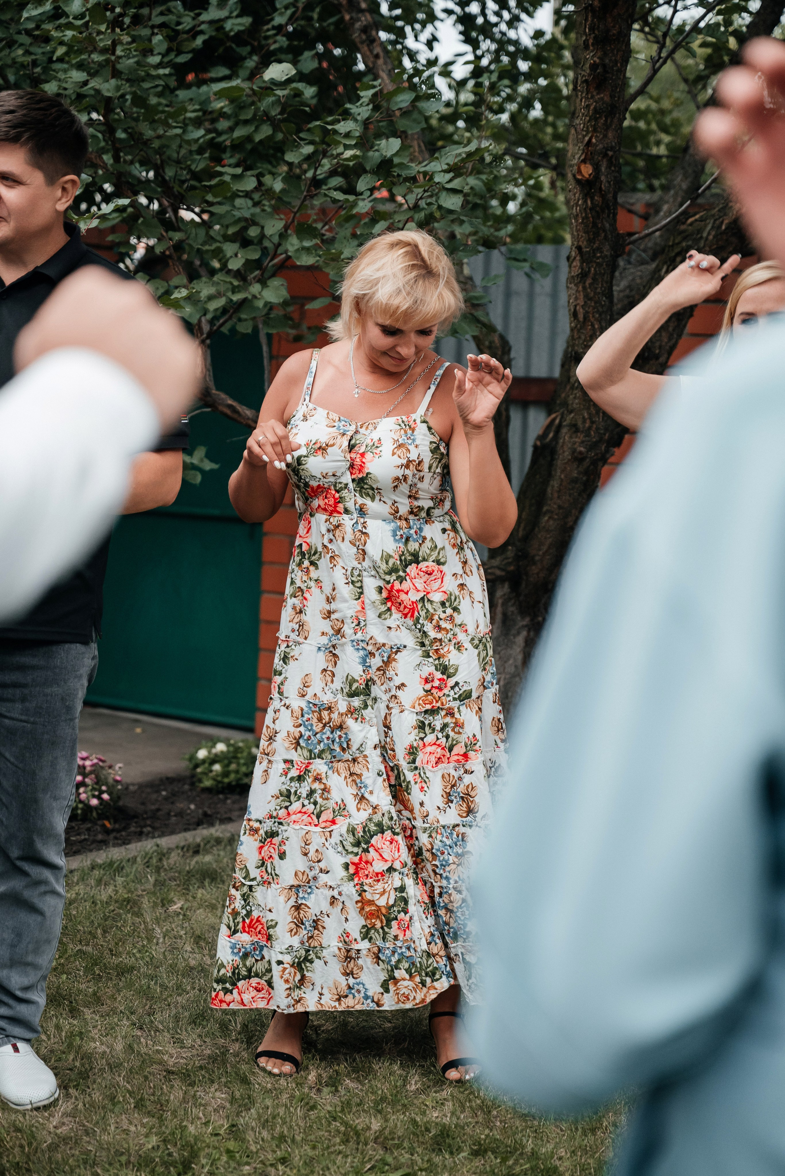 «Свадьба Даши и Артема». Школьный фотограф в Валуйках. Фотосессии для выпускников и изготовление выпускных альбомов в городе Валуйки и в Белгородской области