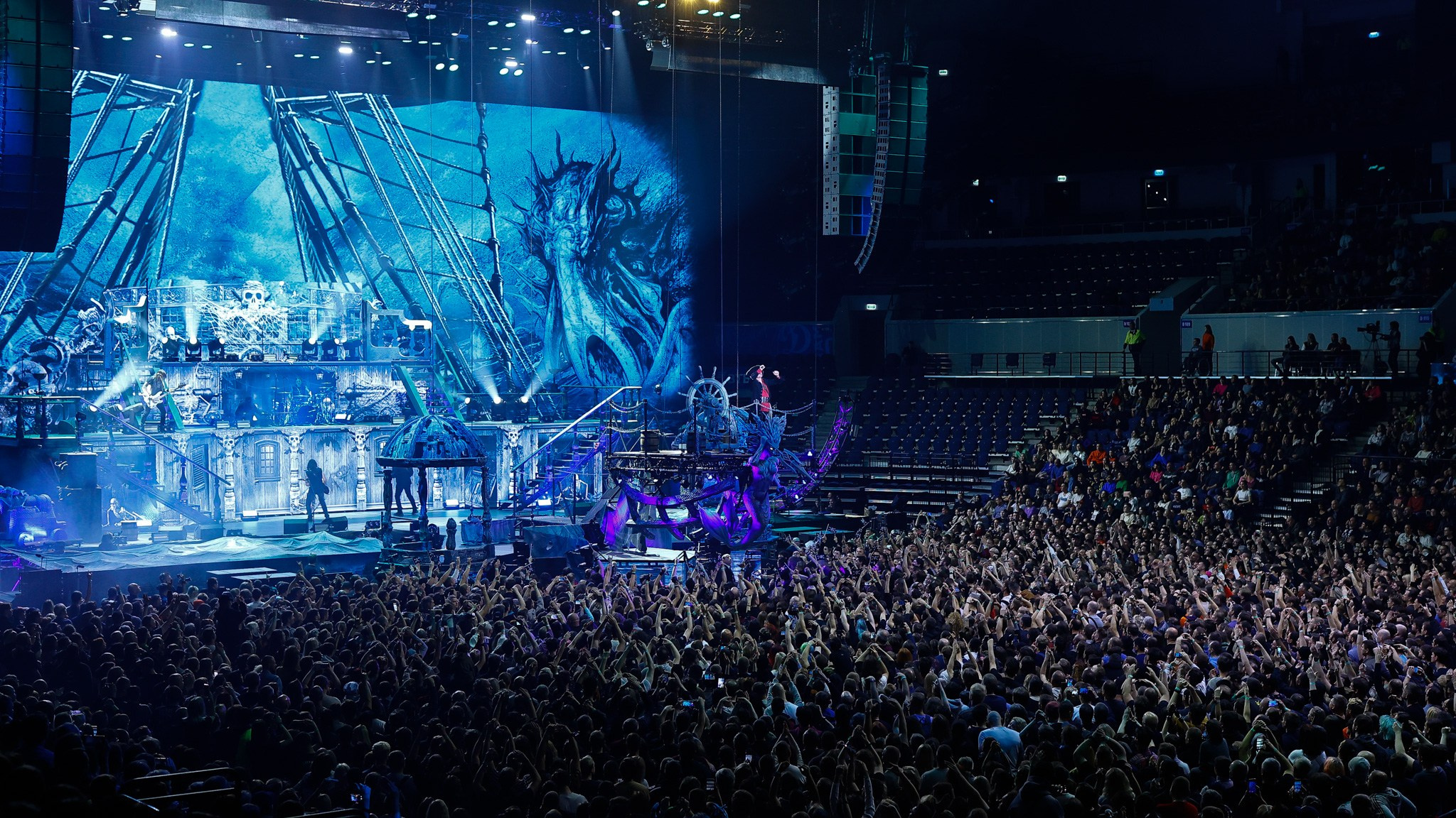 ШОУ ГОСТЬ ИЗ ЦАРСТВА ТЕНЕЙ (АРИЯ)