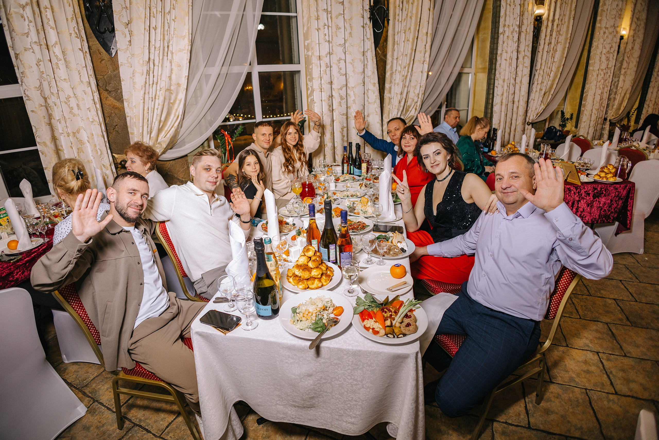 Новый год в «Айвенго» 2026. Александр Антонов. Профессиональный свадебный, репортажный фотограф в Москве, Подольске. Фото+Видео на любой праздник