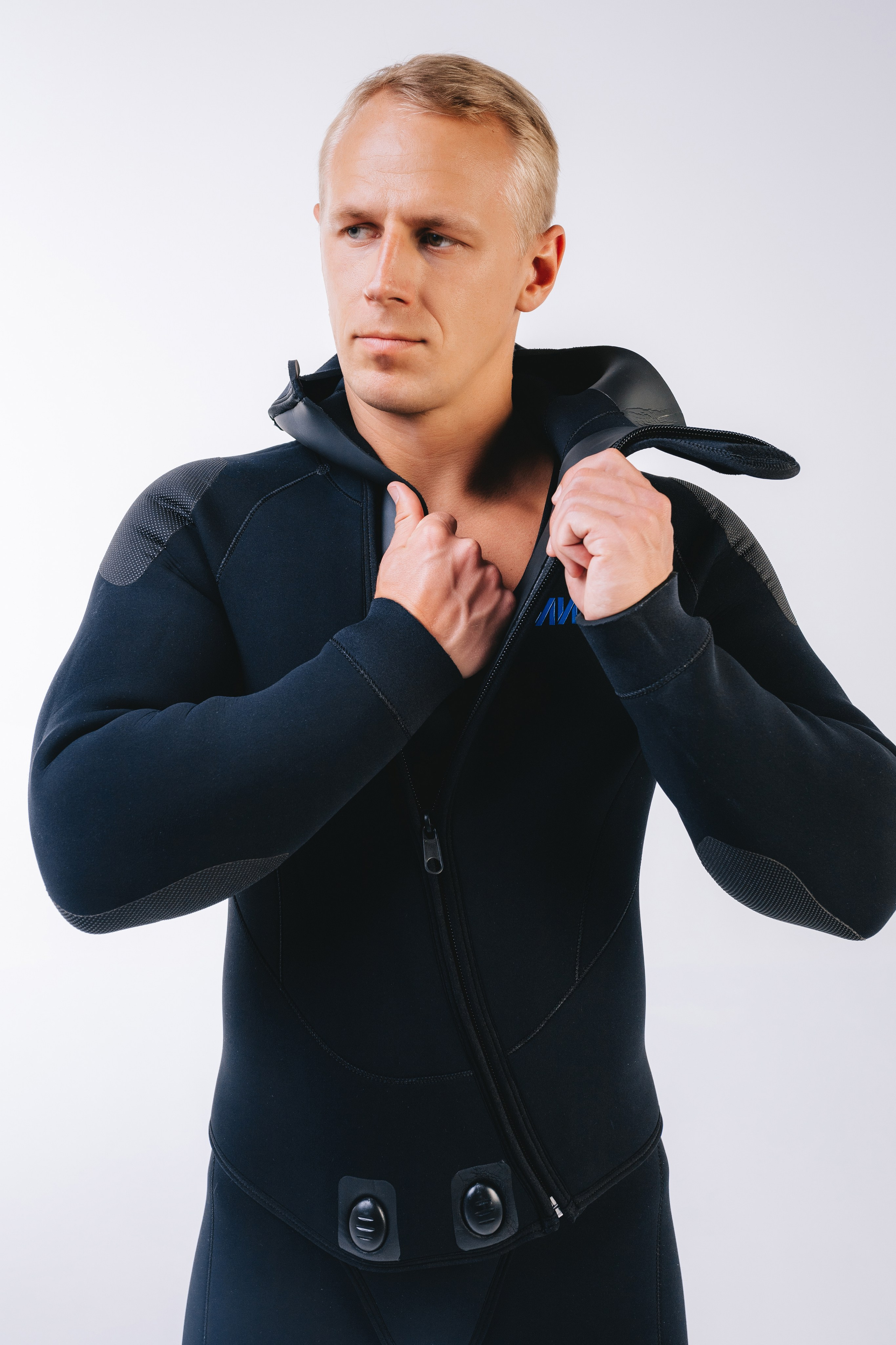 Михаил, 186 рост, 50-52. KED Production — продакшн из СПб. Создаём фото, видео и контент, который помогает брендам и селлерам продавать больше