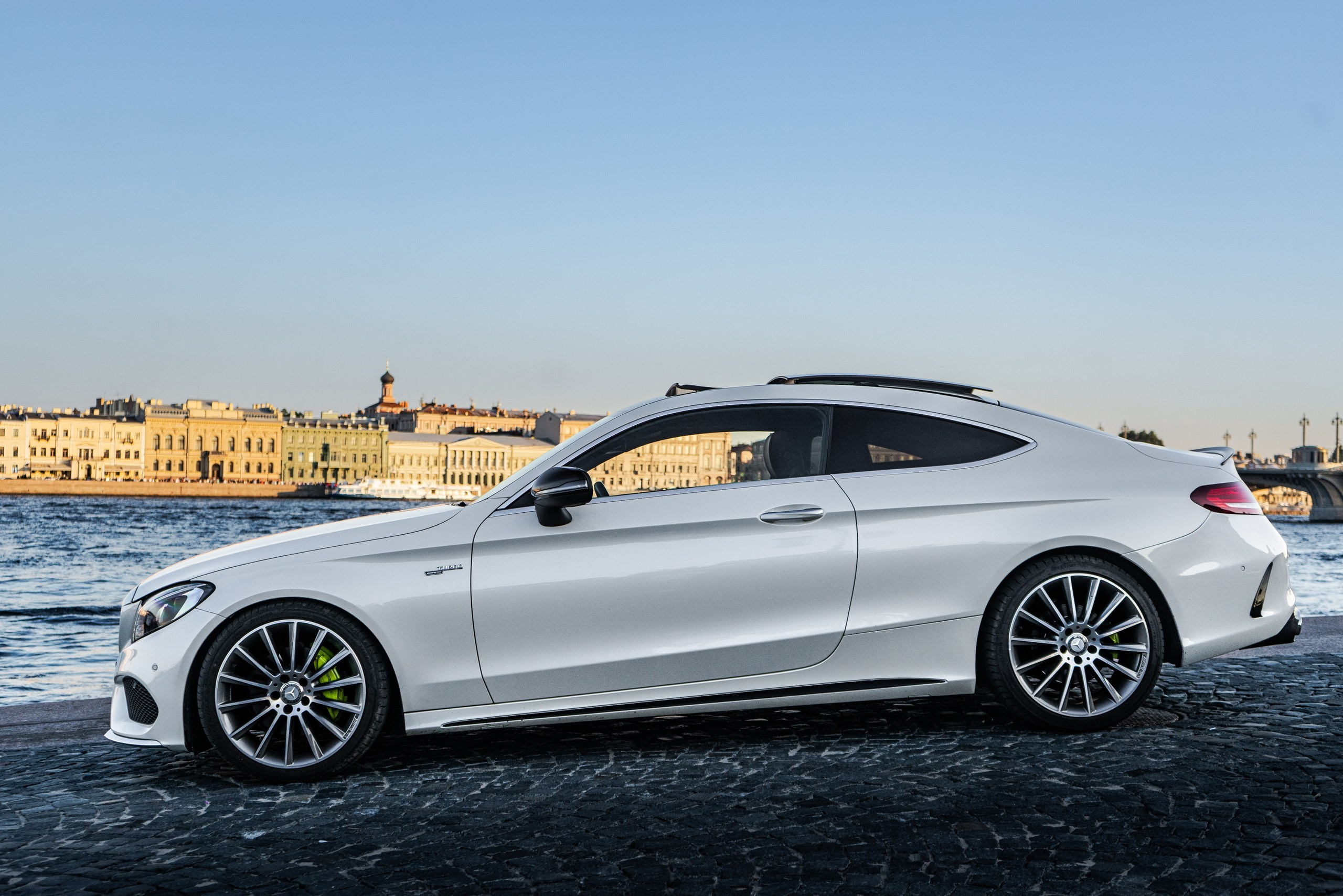 С205. Фотограф Рома М