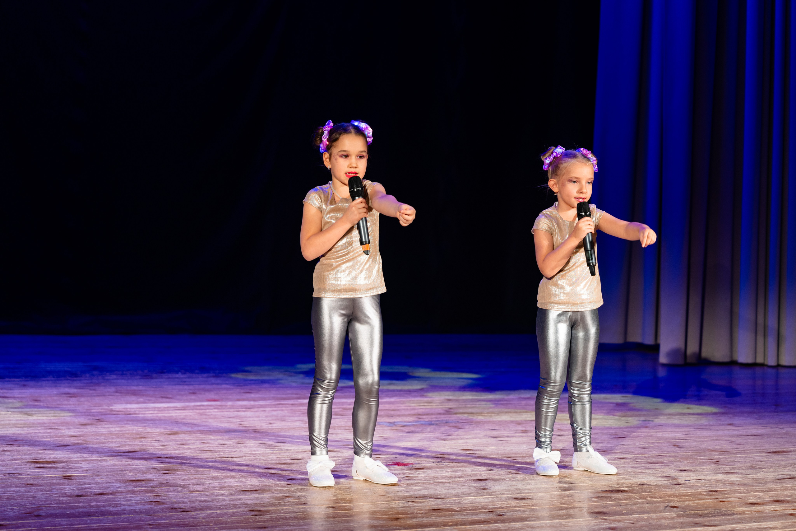 Концерт ДК Буривестник. Фотограф Никита Комаров