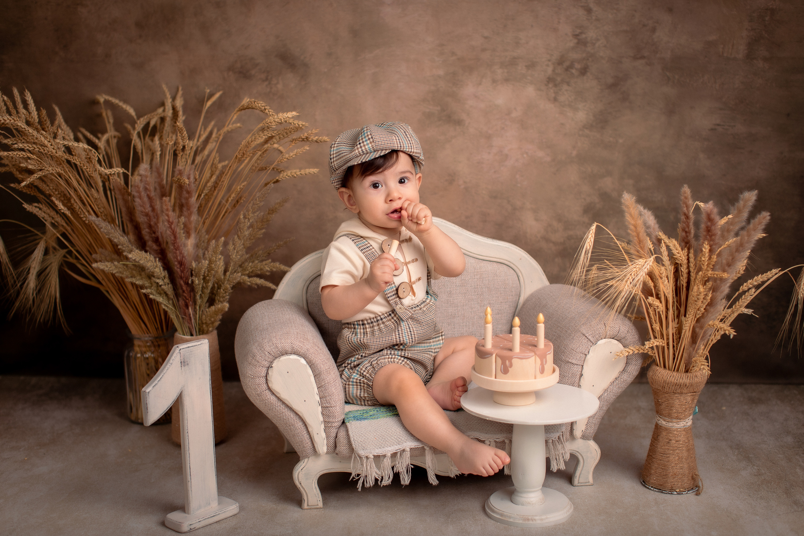 В любые локации можно добавить свой именинный тортик