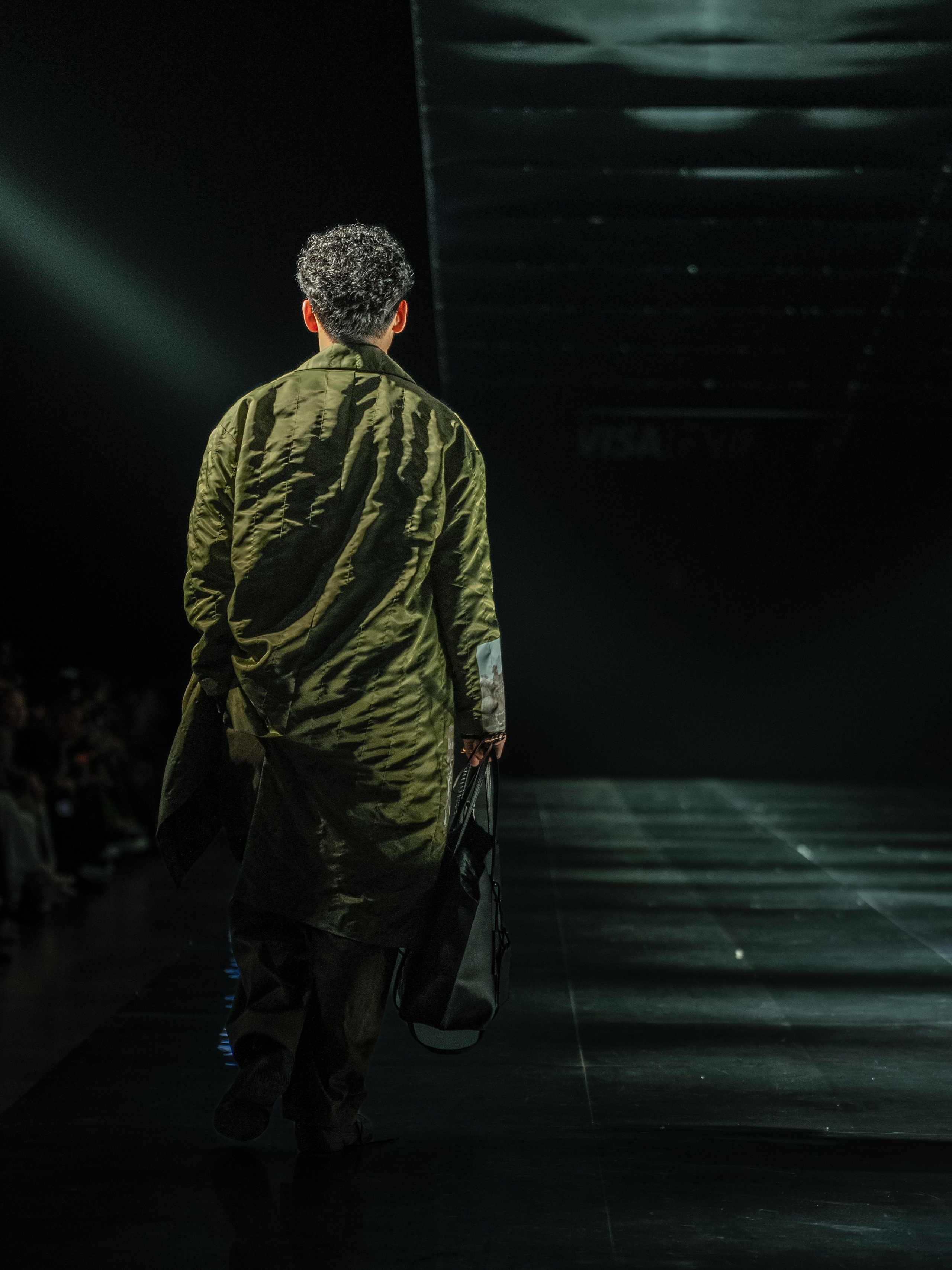 Visa Fashion Week Almaty Pre-Fall 2026 April Leonid Zherebtsov. Сайт Алматинского НЮ АРТ, будуар и фэшн фотографа Дениса Карпенко