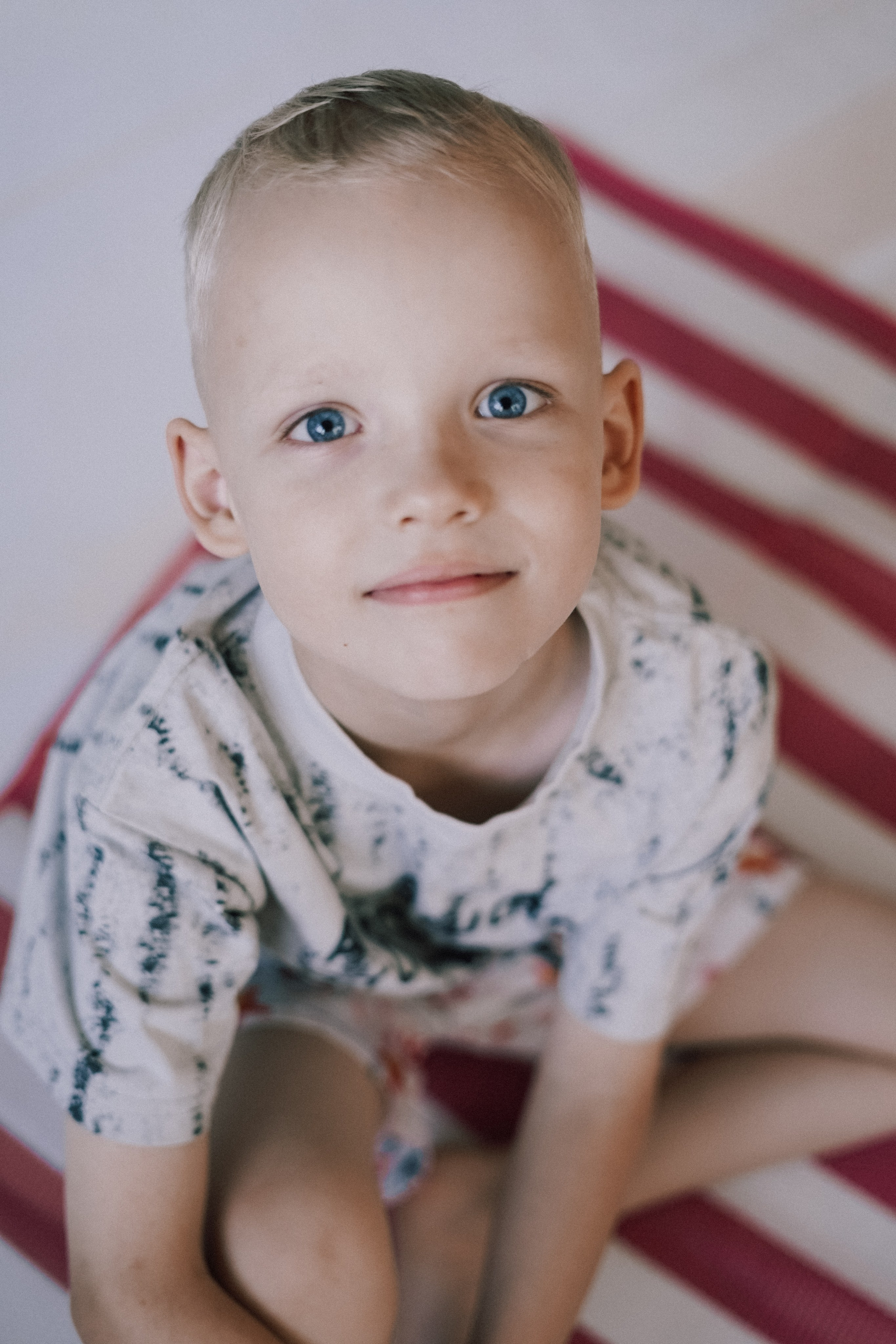 ЛЕТНИЙ ФОТОПРОЕКТ. ДЕТИ. Портретный и семейный фотограф в Мариуполе, РФ. Даша Жогло