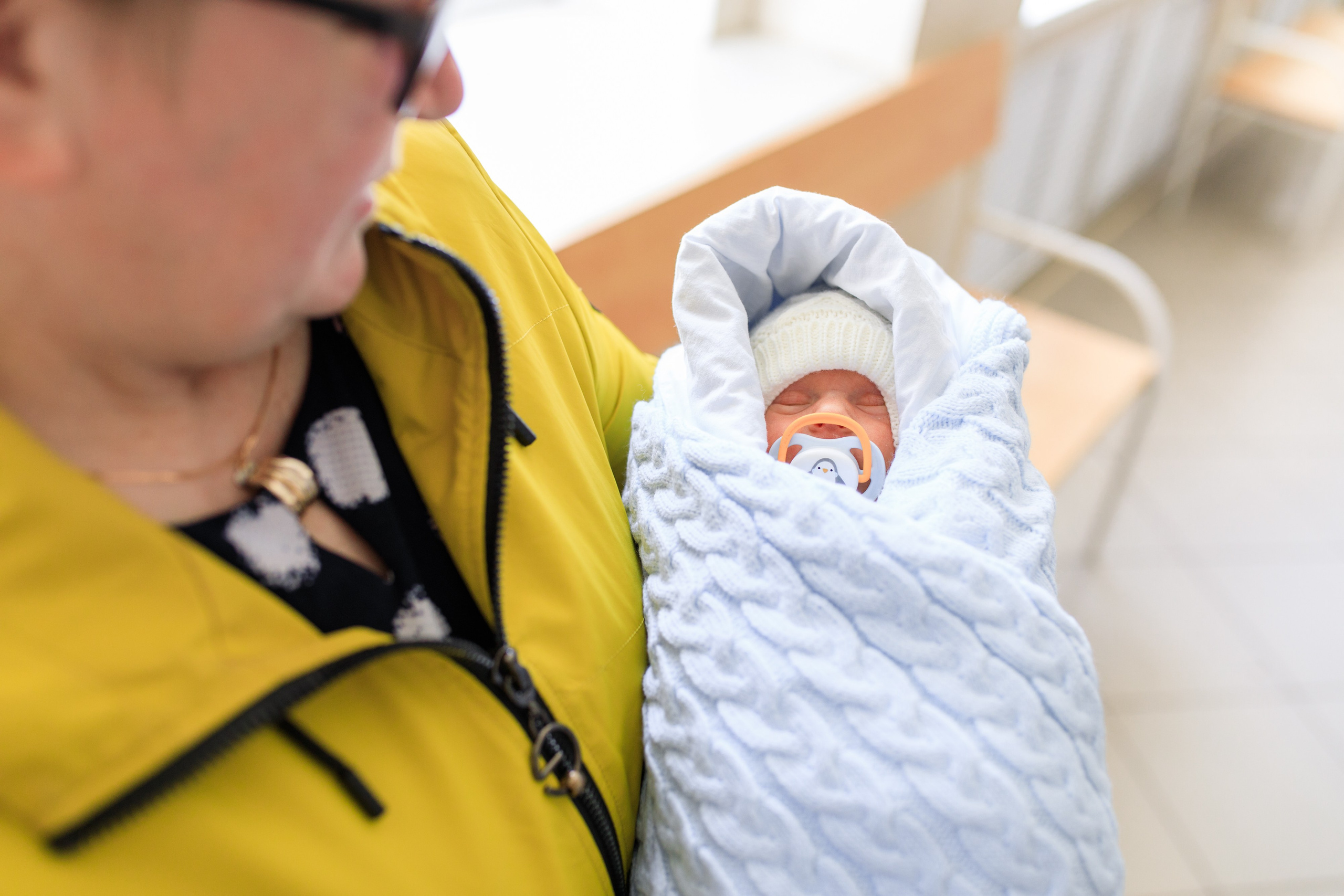 Съемка выписки из роддома. Фотограф в Уфе Ирина Идрисова
