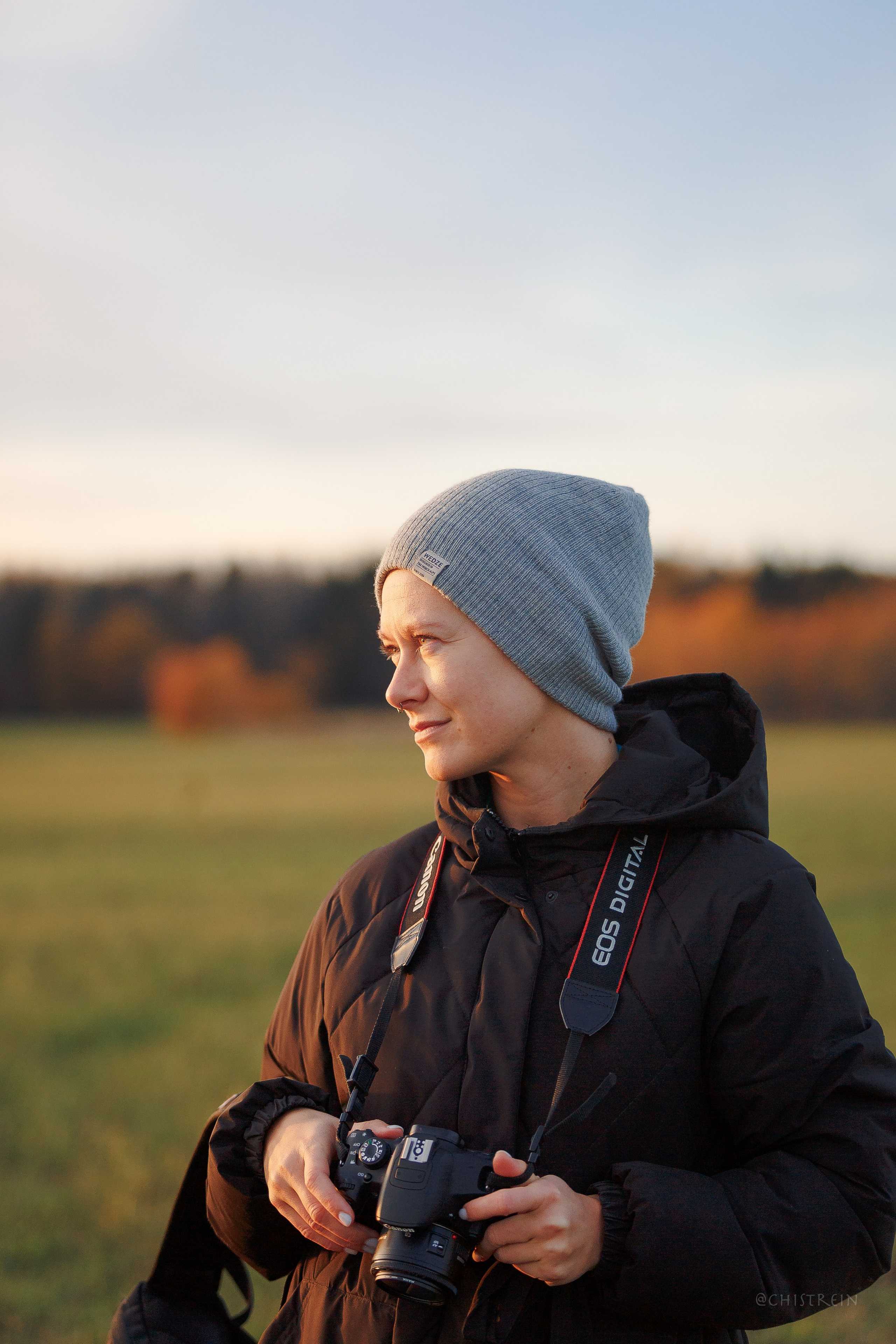Октябрьский закат в полях. Алина и Лео. Фотограф-анималист Наталия Чистюхина в г. Сосновый Бор и ЛО