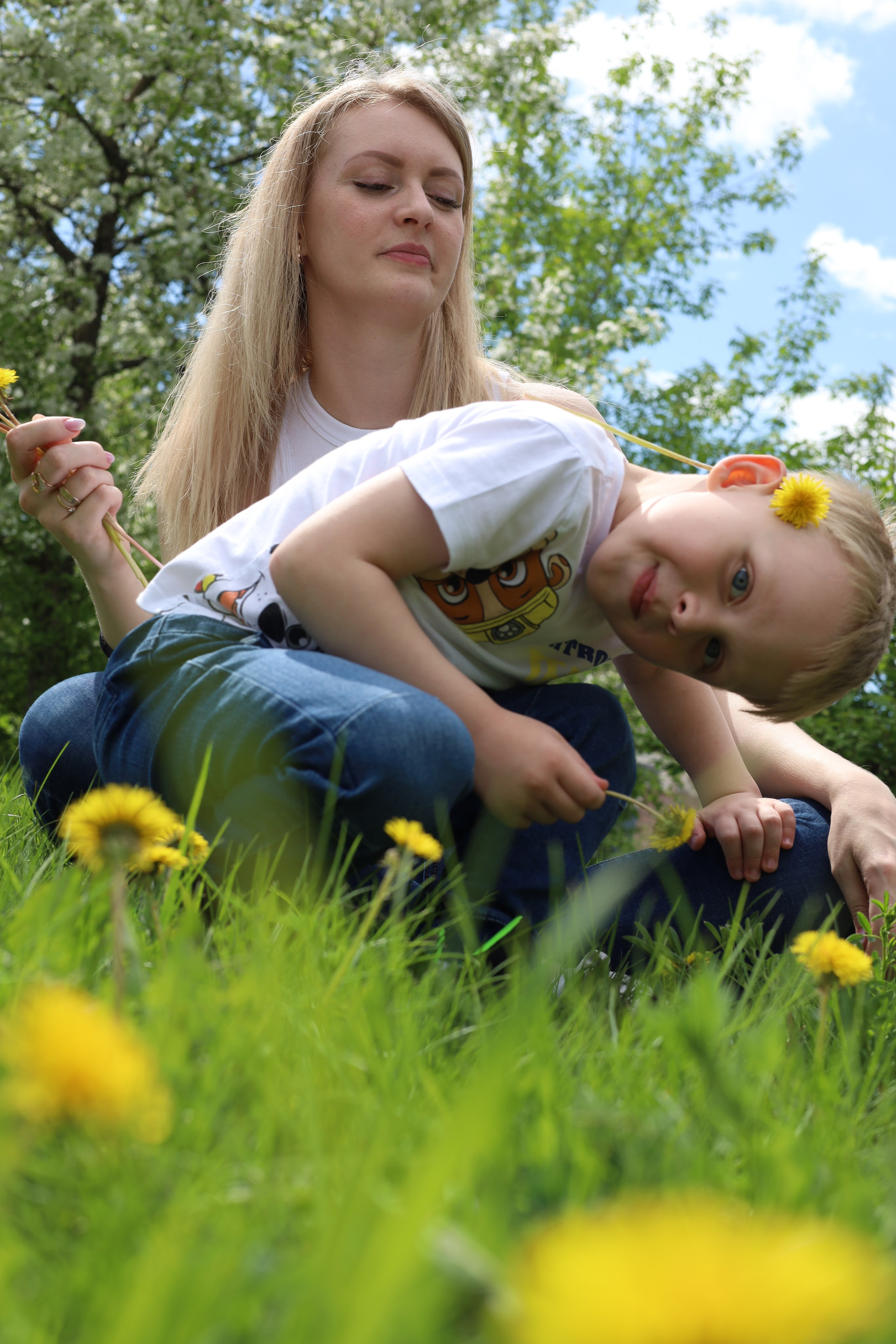 Фотосъемка в яблонях. Фотограф в Красноярске Никитина Мария