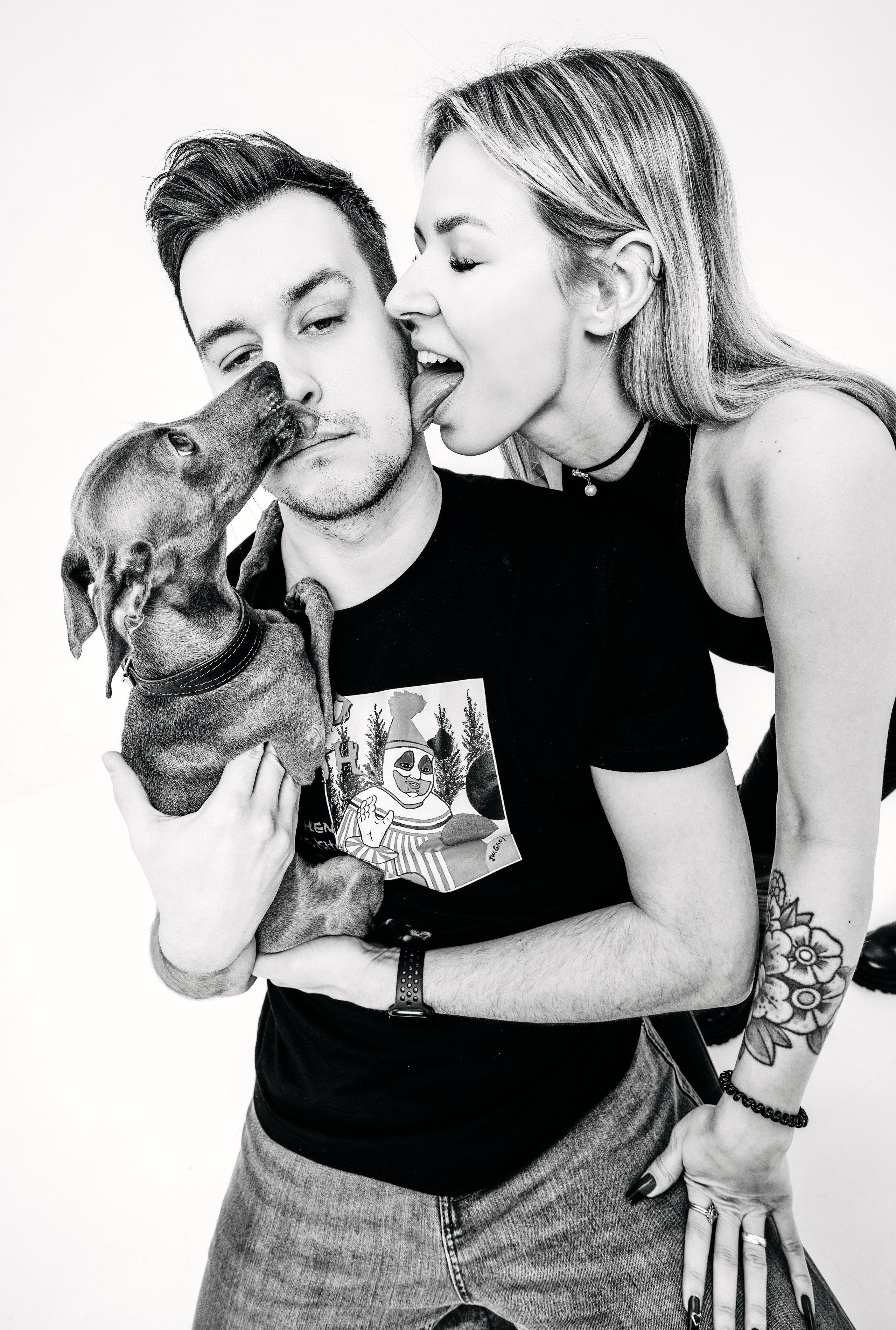 Алексей, Валерия и Пати. Главная