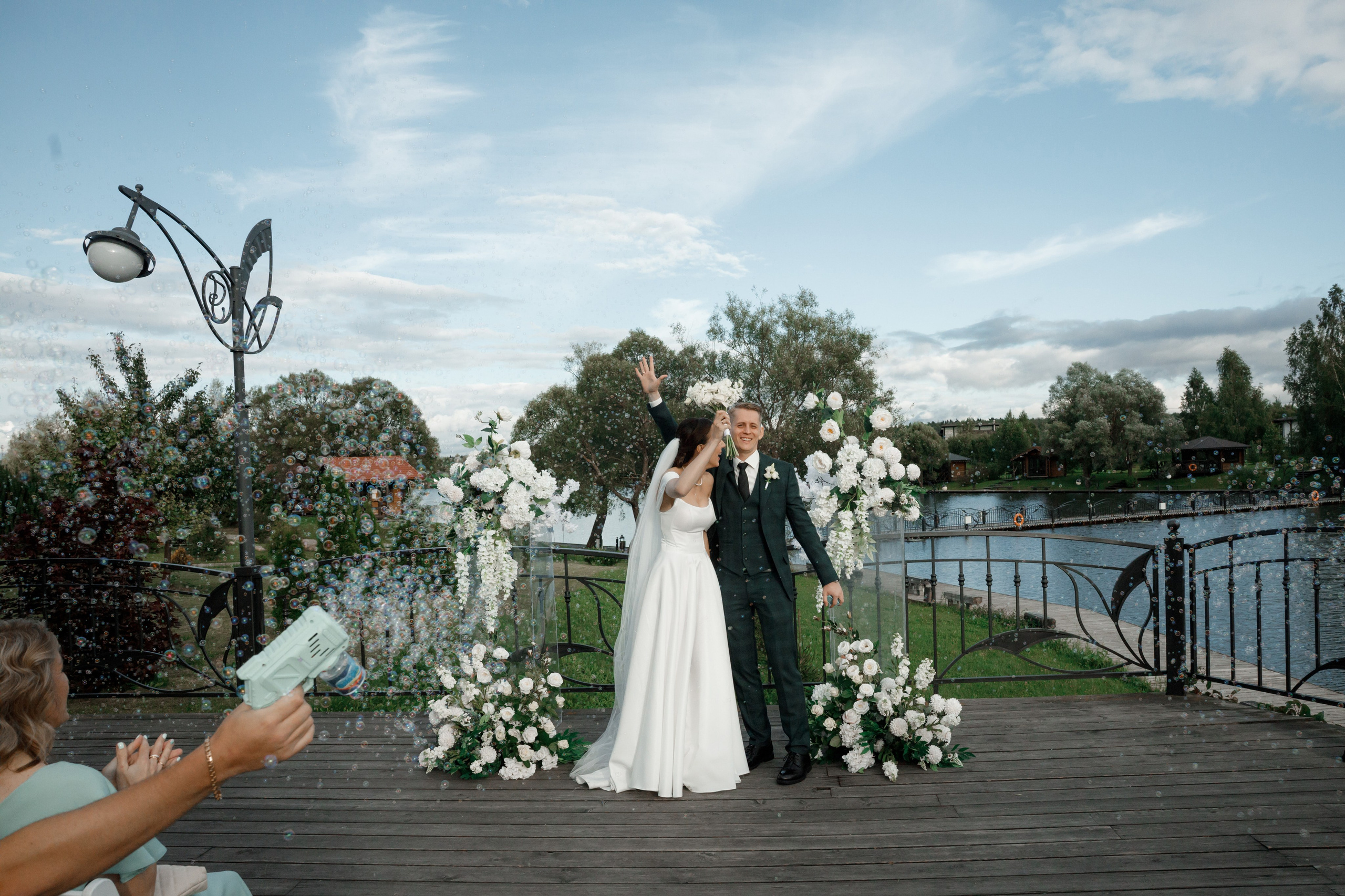 Регистрация в отеле Fish Point, ЗАГС Бутово, прогулка в Остафьево. Свадебный и репортажный фотограф (Москва, Королев и другие)