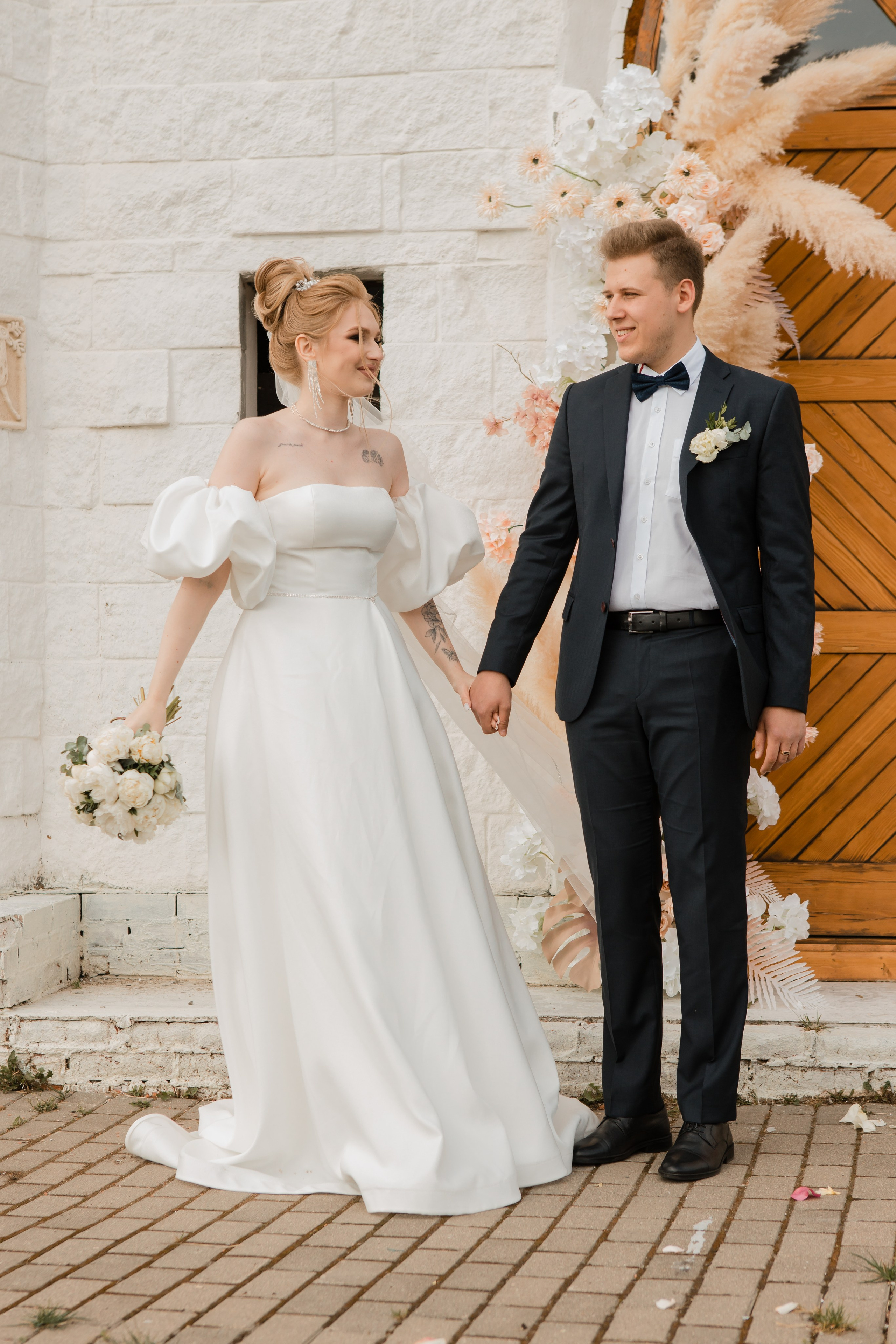 Павел и Ангелина. Видеосъемка и фотосъемка свадеб. Фотограф и оператор на свадьбу. Видеосъемка подкастов, собственная видео-фотостудии. Предметная фотосъемка