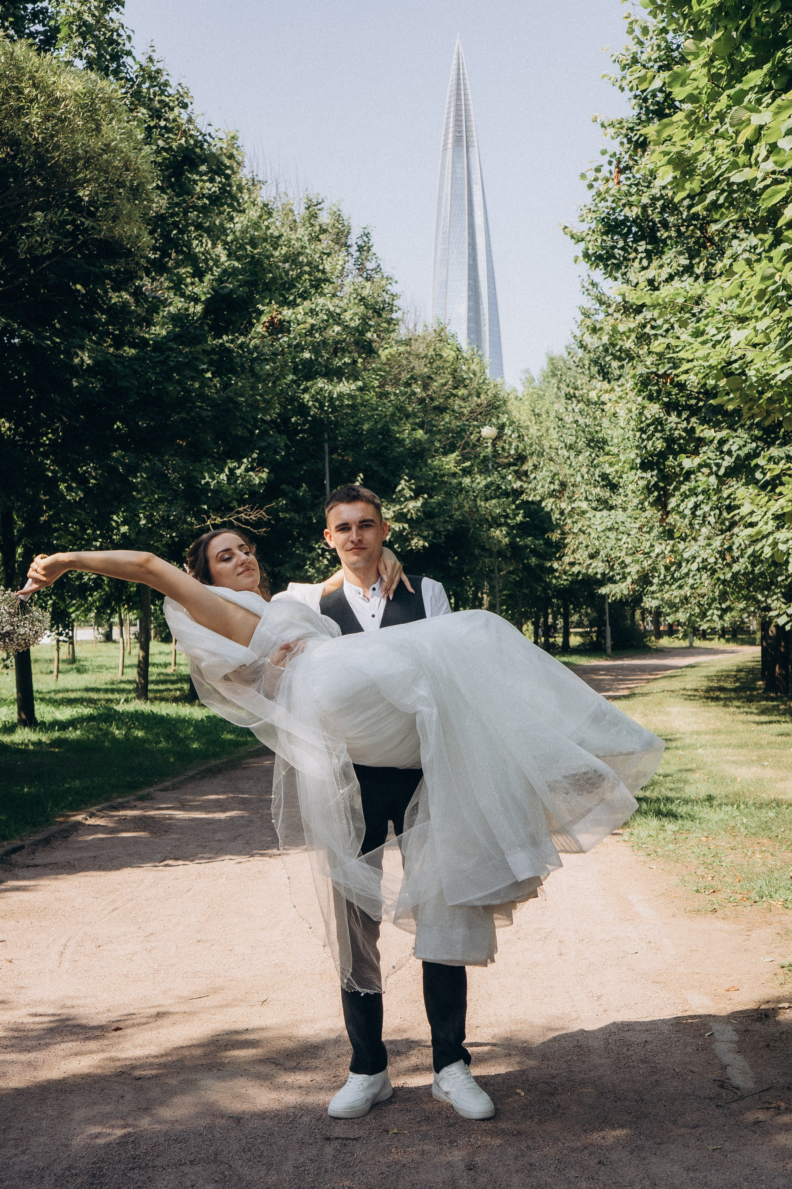 СВАДЕБНАЯ СЬЕМК В ПАРКЕ 300-ЛЕТИЯ. Профессиональный фотограф, Санкт-Петербург — Виктория Богомолова