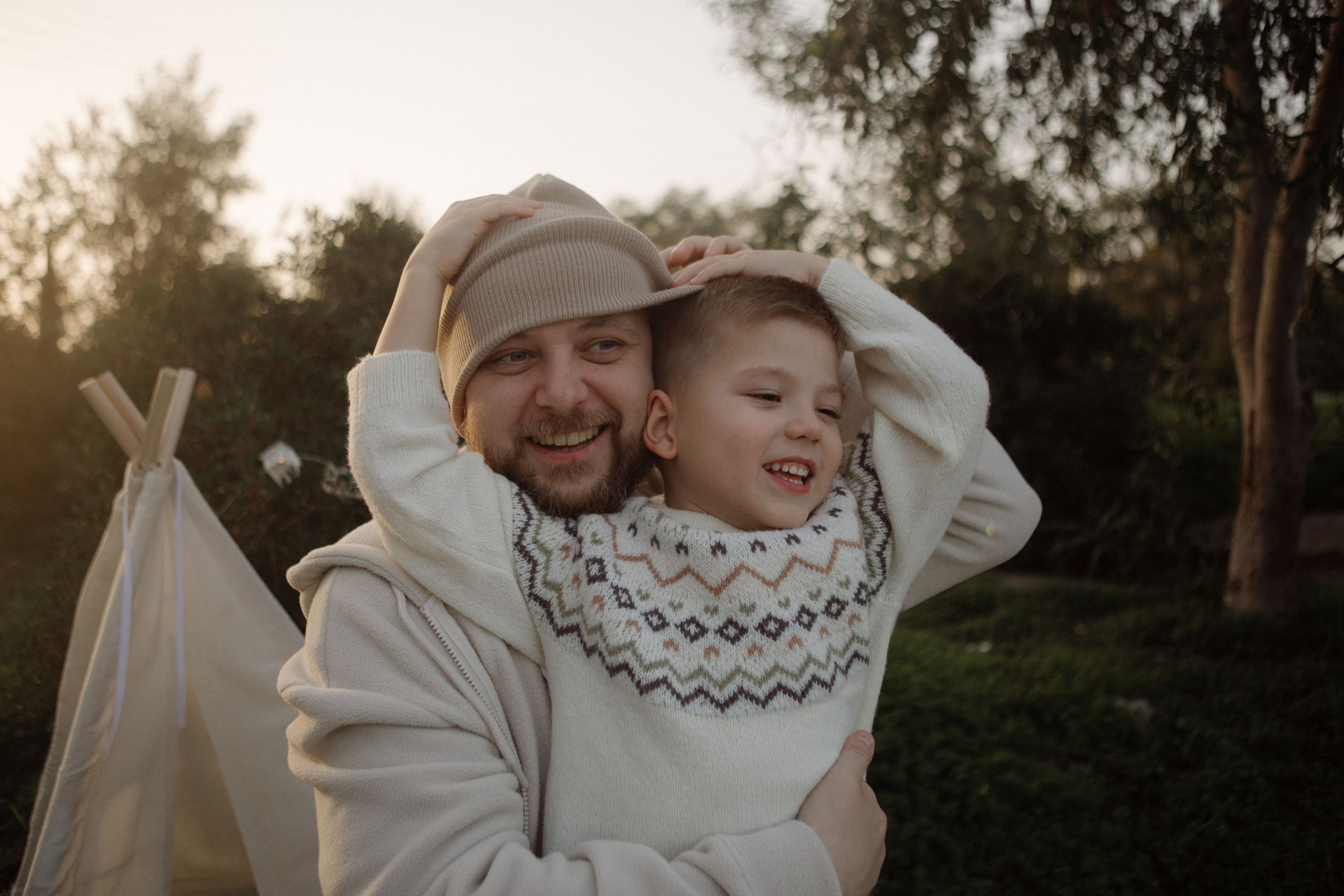 Anton + Nastya & Kirill. Portrait, family and pet photographer in Cyprus, Ksenia Bourdelle