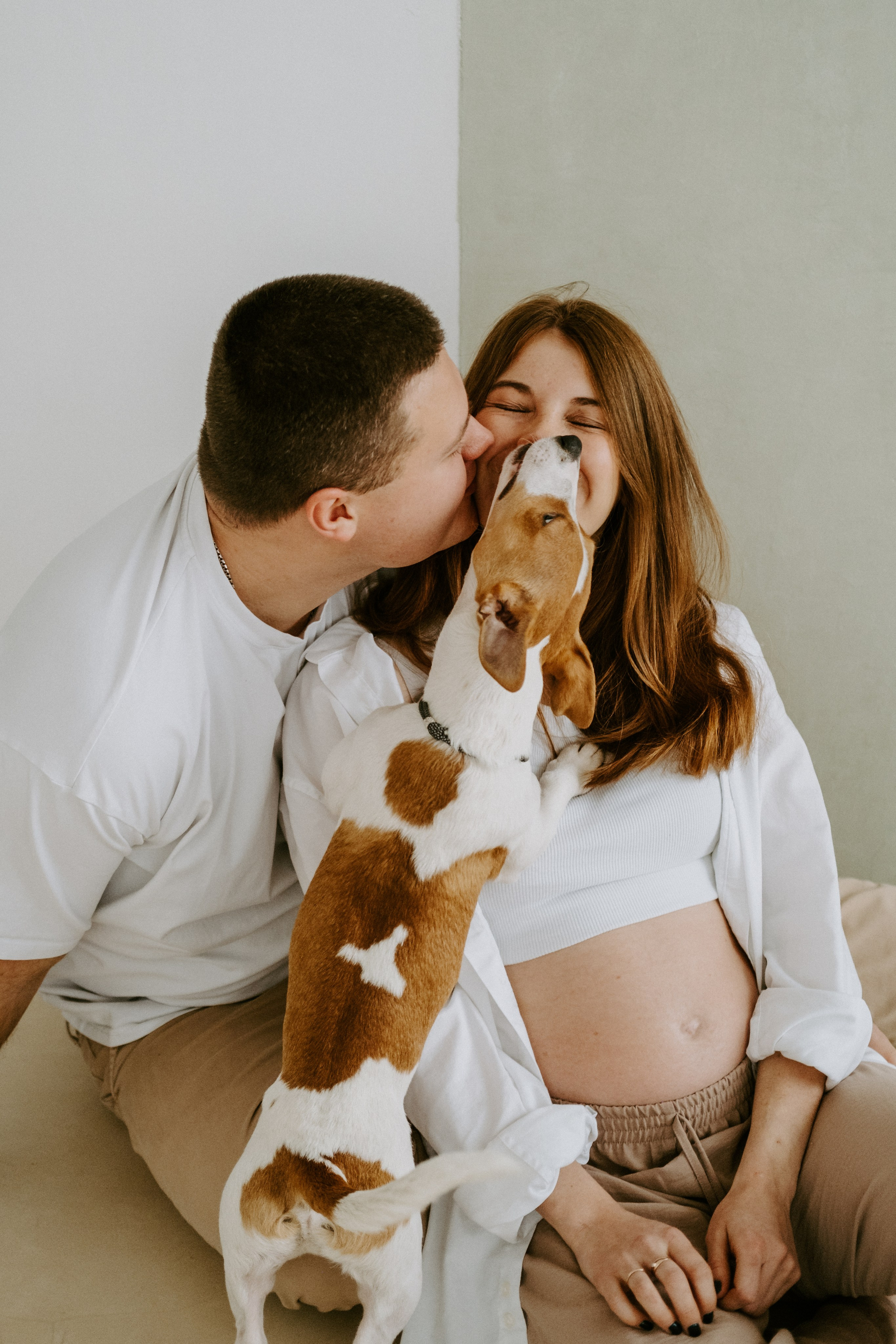 Фотосессия беременности в студии. Семейный фотограф в Москве Кристина Маркос