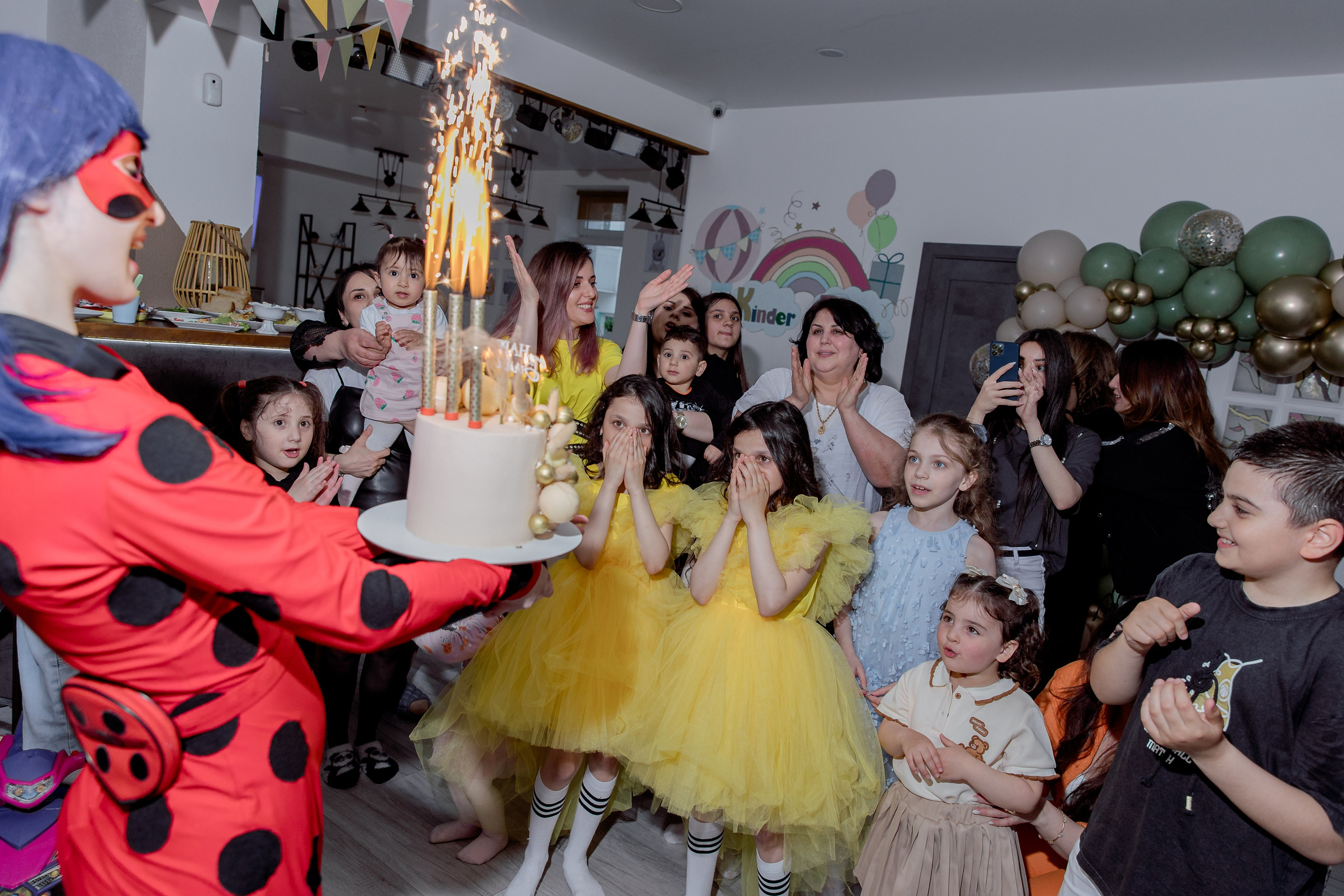 День рождения 10 лет Айдан & Фидан. Свадебный фотограф в Новосибирске Лидия Александровна