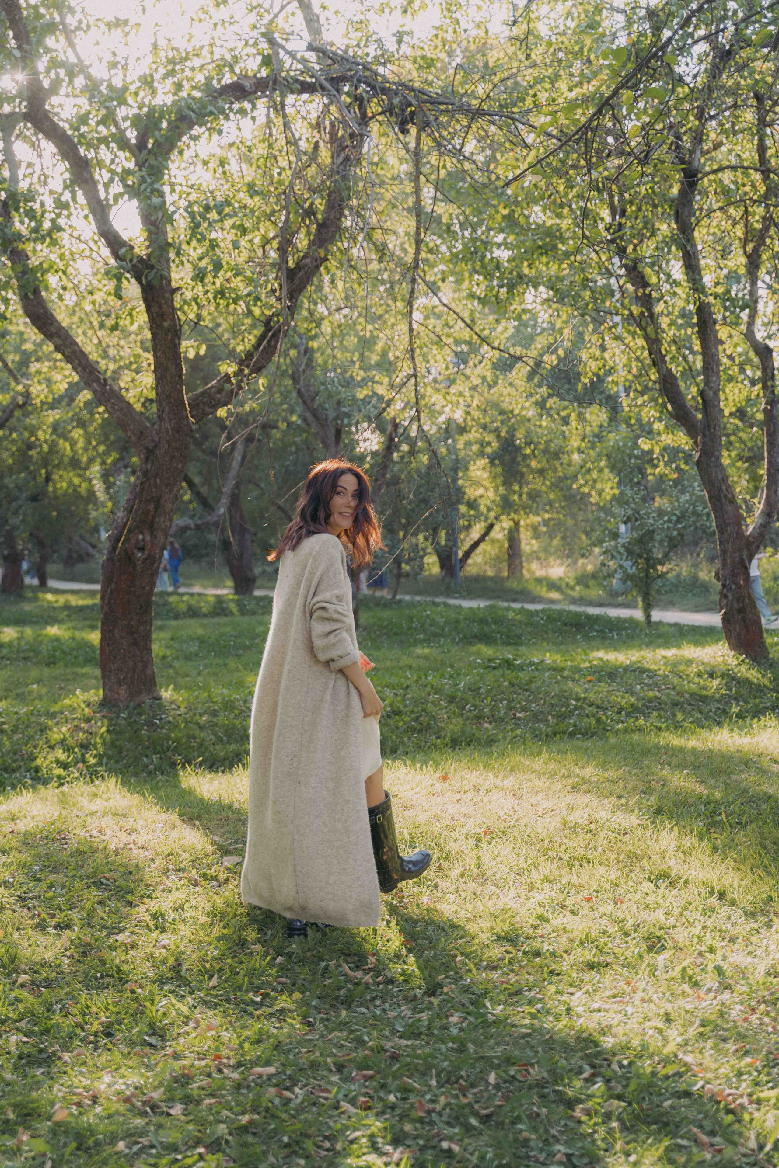 Яблоневый сад и гамак. Фотограф и видеограф в Москве и Абу Даби Мария Кулагина