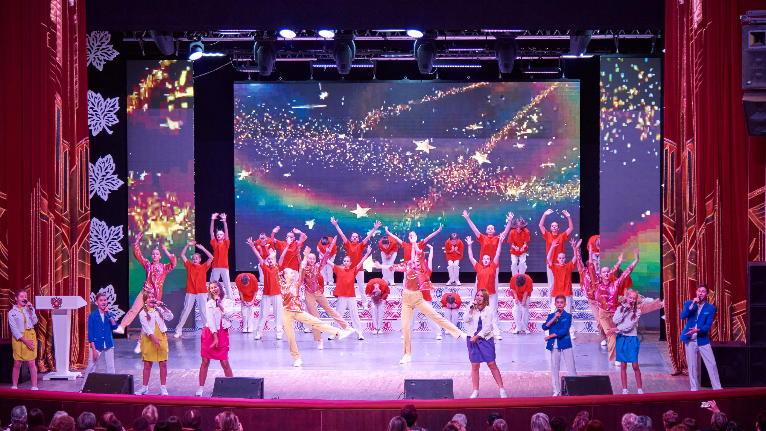 День учителя 2022. [fXph] Фотограф Масликов Илья. Съёмка мероприятий в Ленинске-Кузнецком