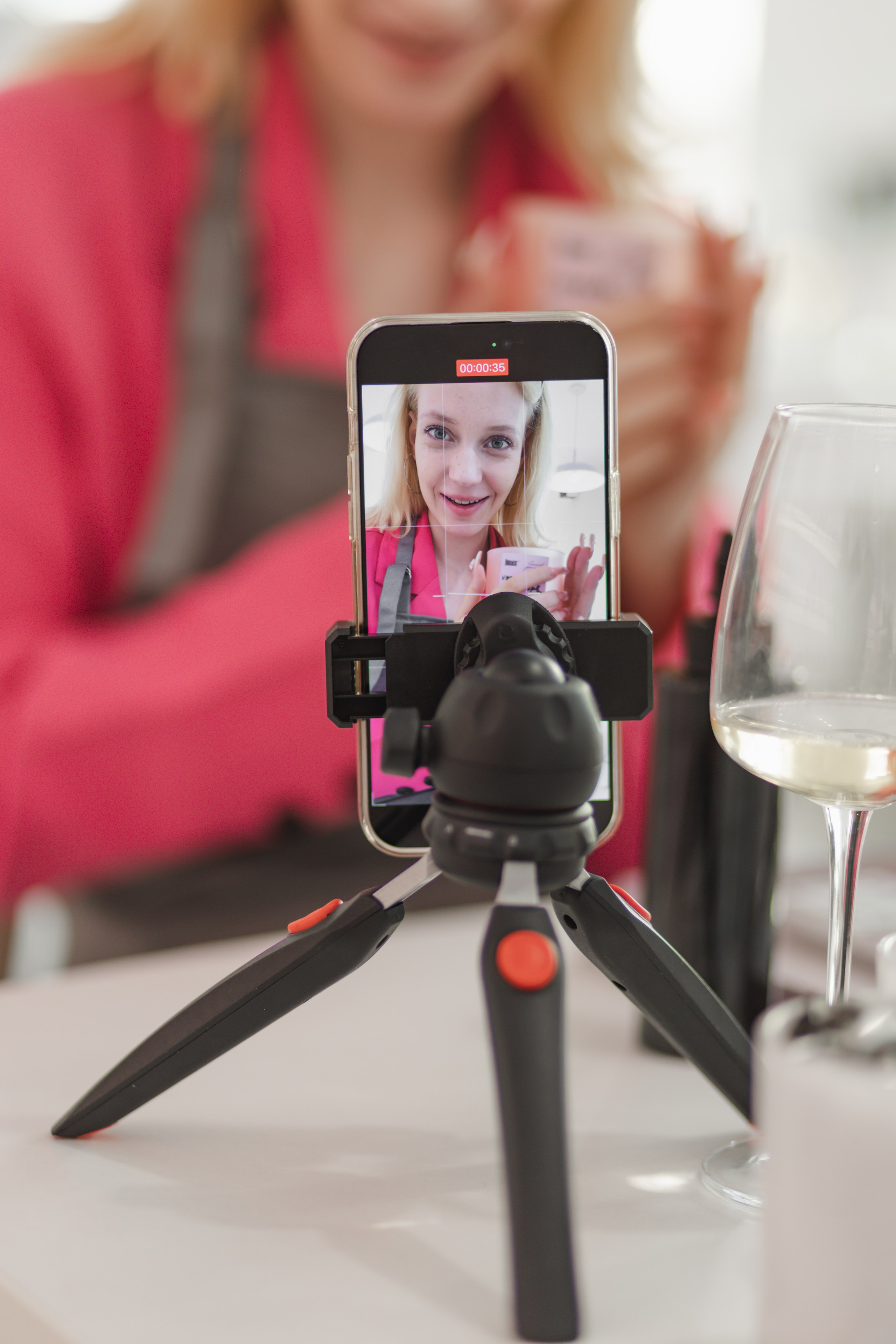 Rewax открытие Кирочная. Репортажный и портретный фотограф в Санктпетербурге. Видиосъемка мероприятий в Санкт-Петербурге