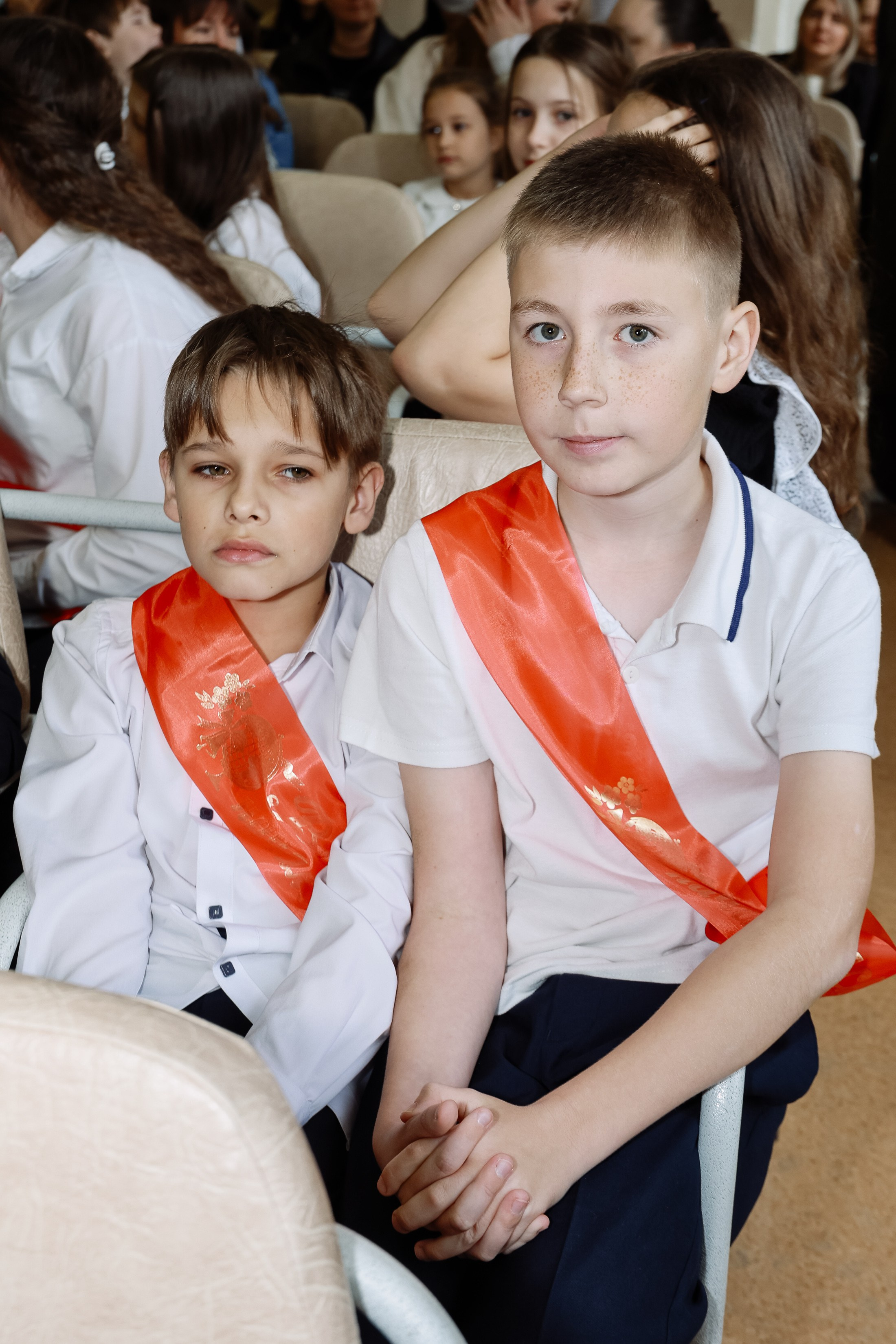 Последний звонок 4б школа 26. Фотограф Юлия Мальцева