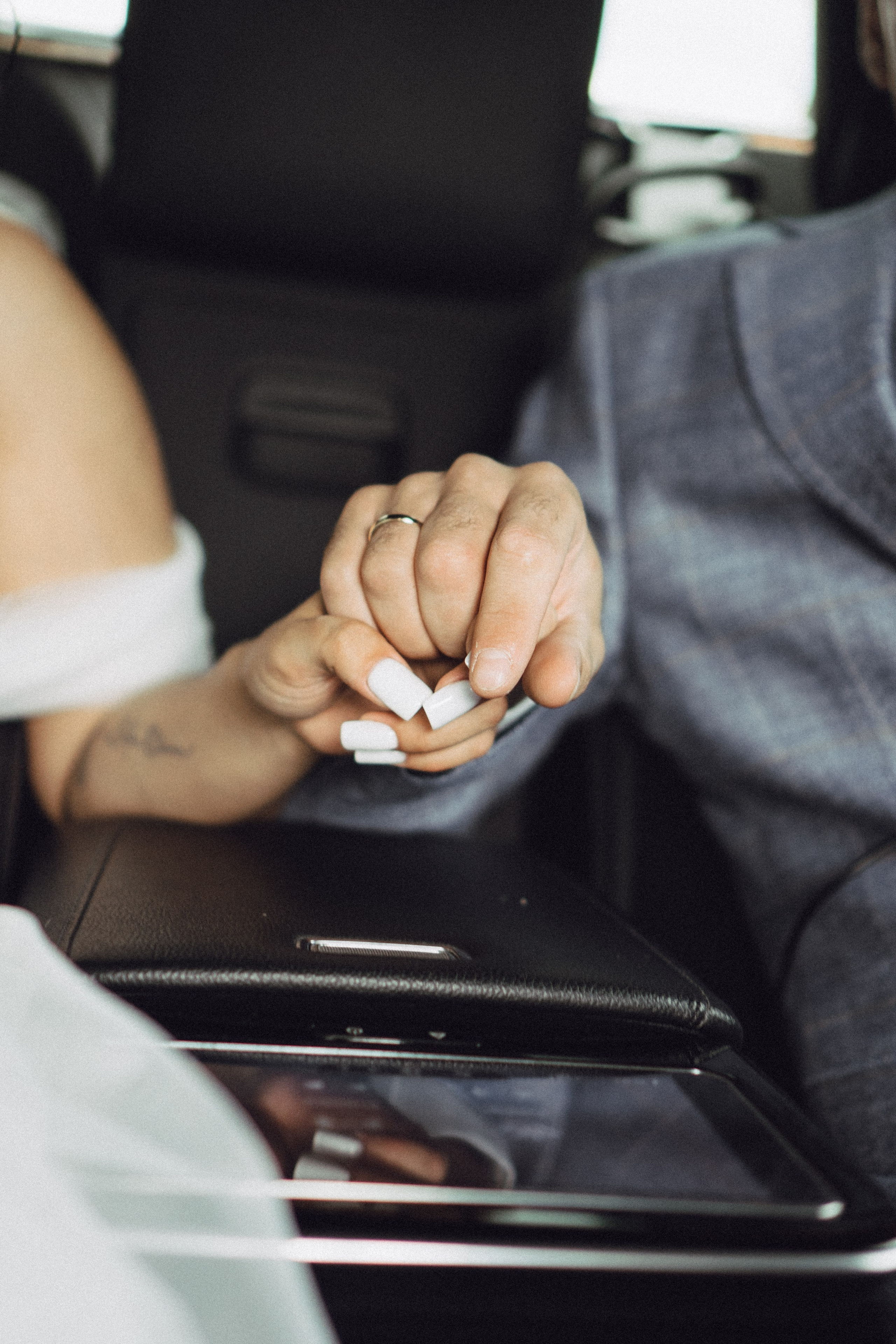 СВАДЕБНАЯ ПРОГУЛКА РЕСТОРАН МЫ ЖЕ НА ТЫ И ФОТОСЕССИИЯ С АВТОМОБИЛЕМ. Профессиональный фотограф, Санкт-Петербург — Виктория Богомолова