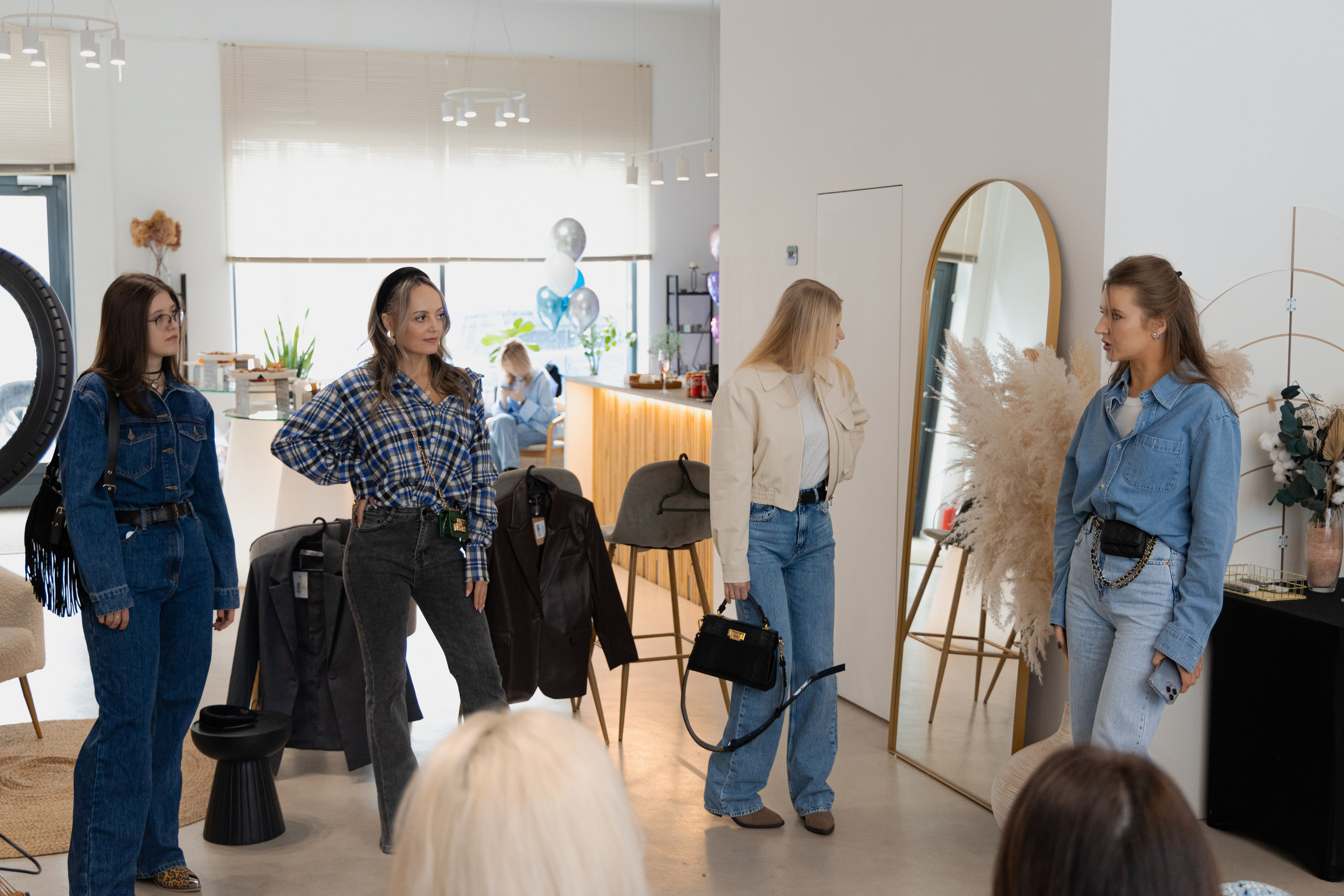 Встреча женского клуба. Фотограф Анастасия Пинчук