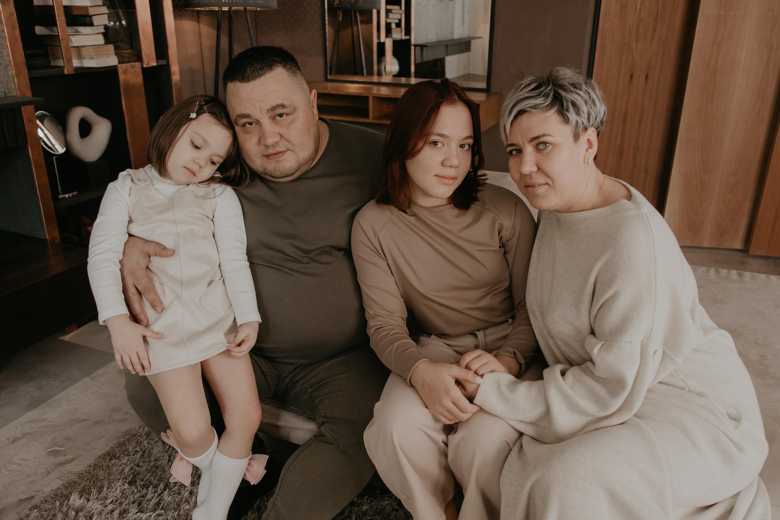 Большая семья. Фотограф Авилова Дарья ● Тюмень● Съемка больших семей ●Архив поколений