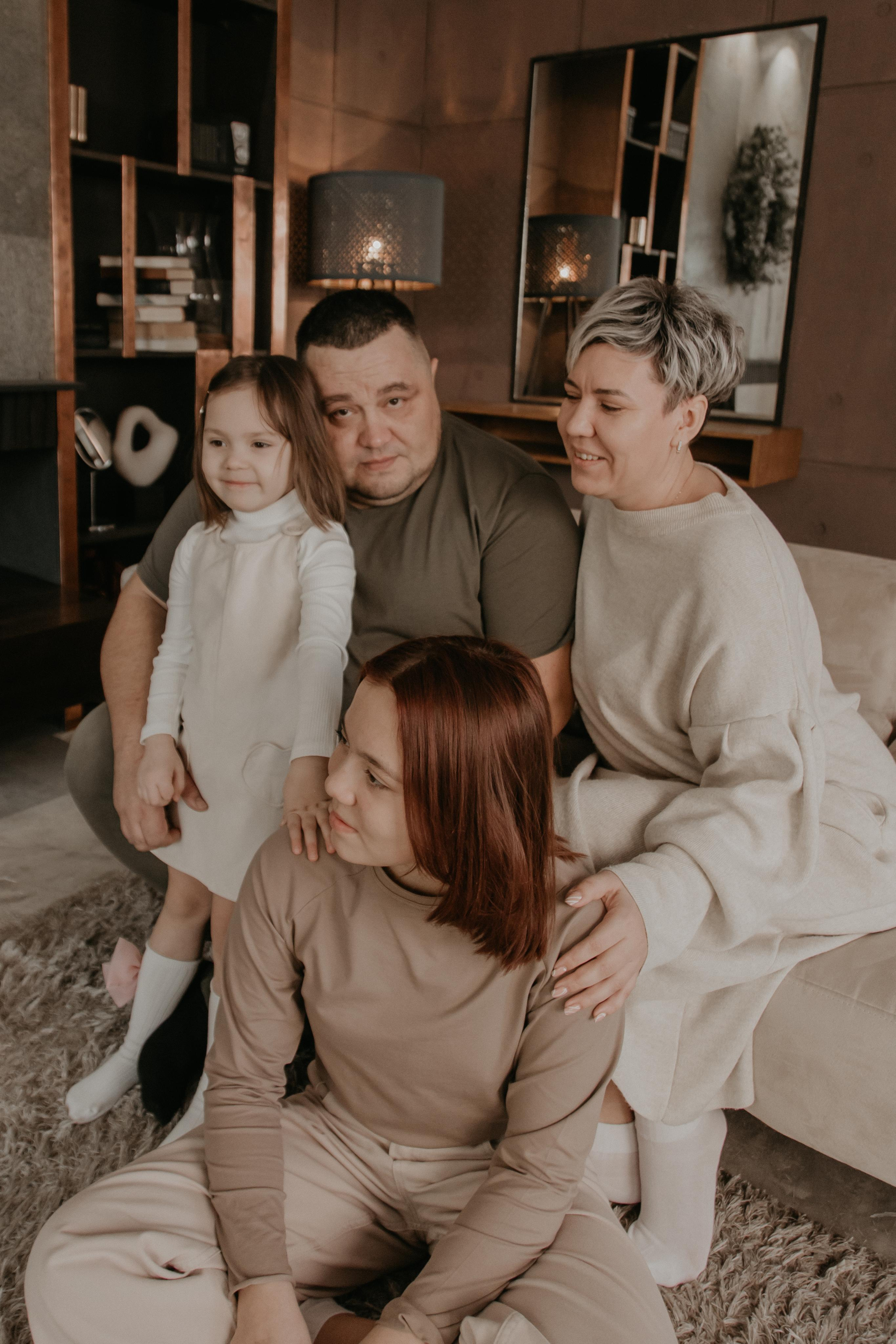 Большая семья. Фотограф Авилова Дарья ● Тюмень● Съемка больших семей ●Архив поколений