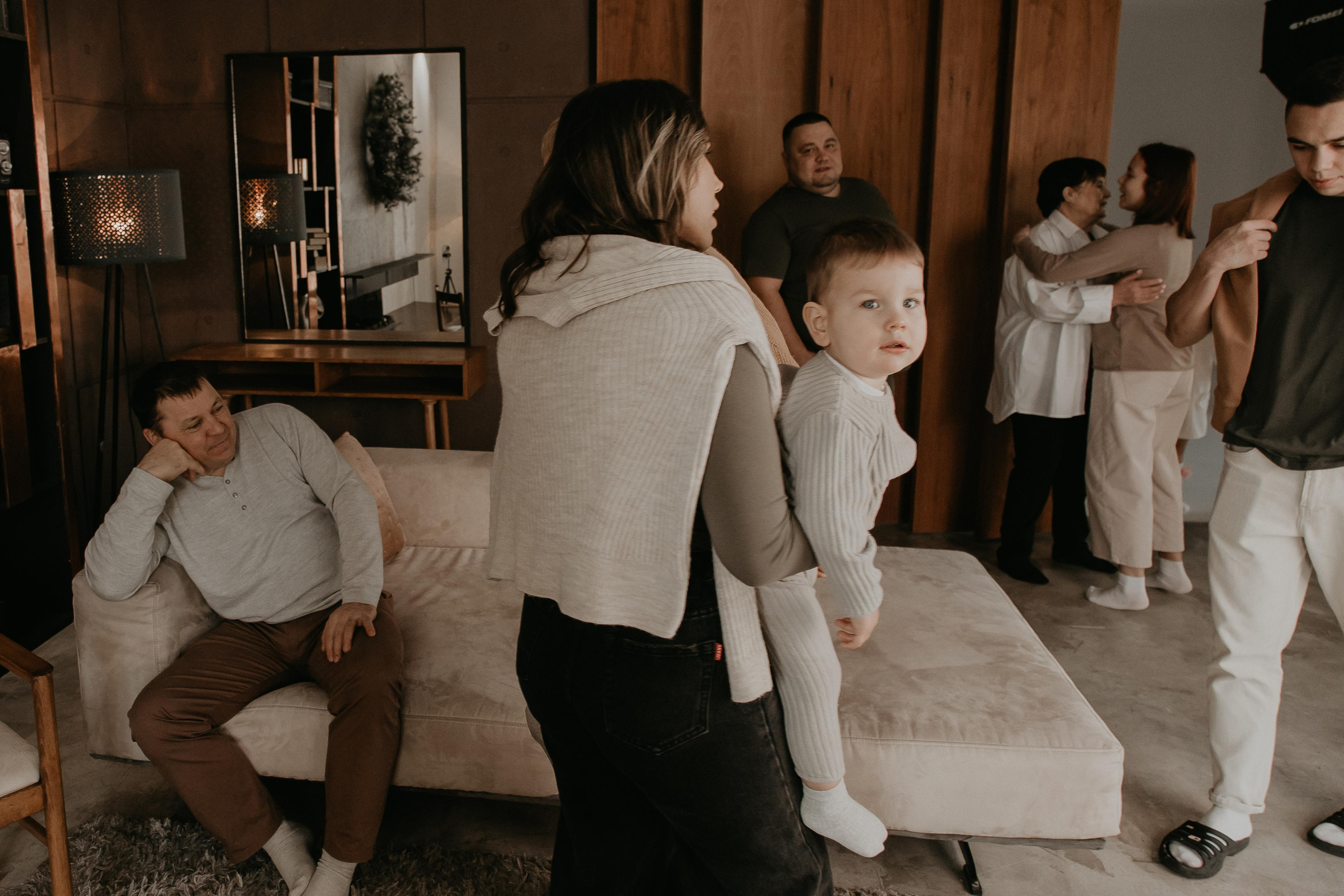 Большая семья. Фотограф Авилова Дарья ● Тюмень● Съемка больших семей ●Архив поколений