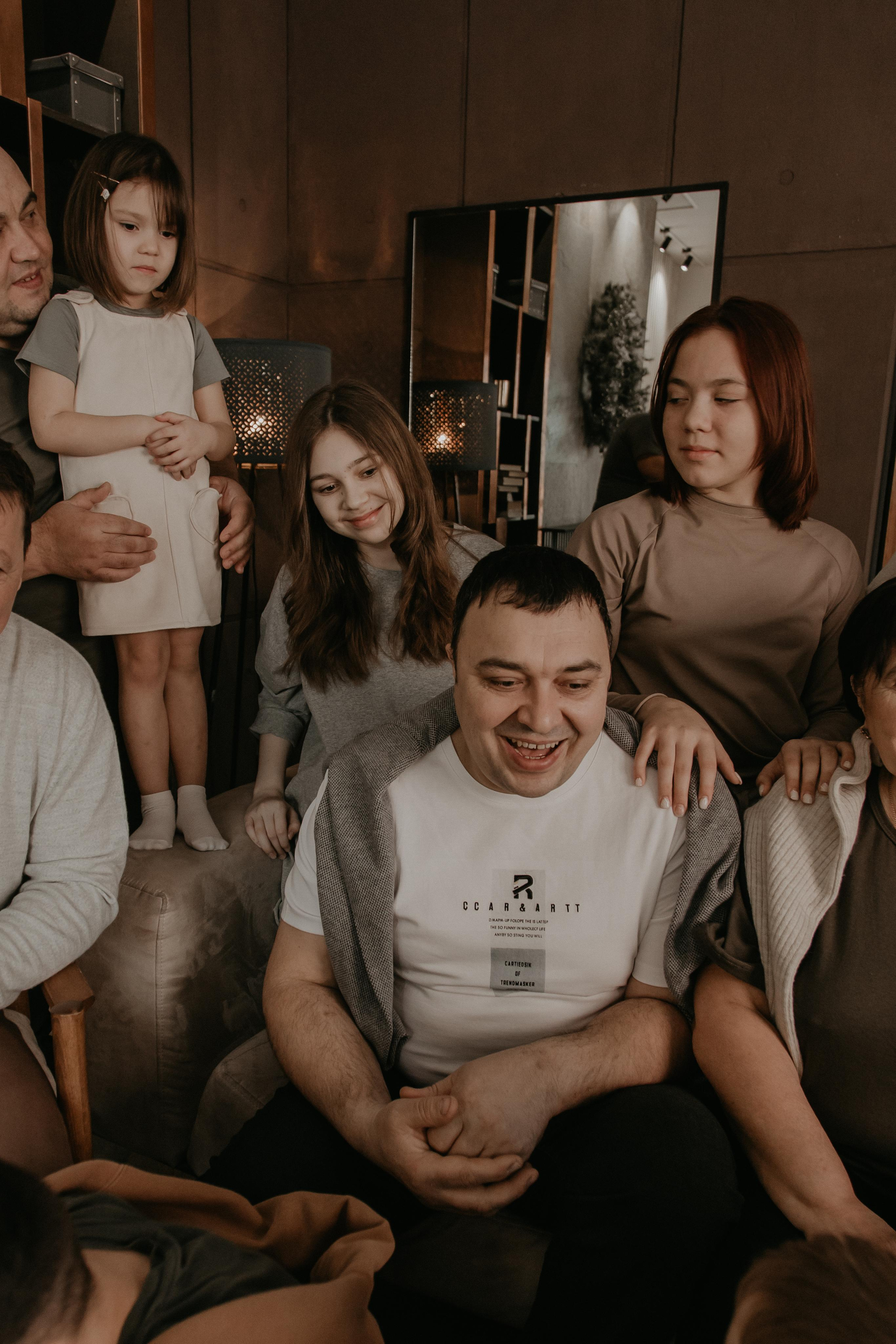 Большая семья. Фотограф Авилова Дарья ● Тюмень● Съемка больших семей ●Архив поколений