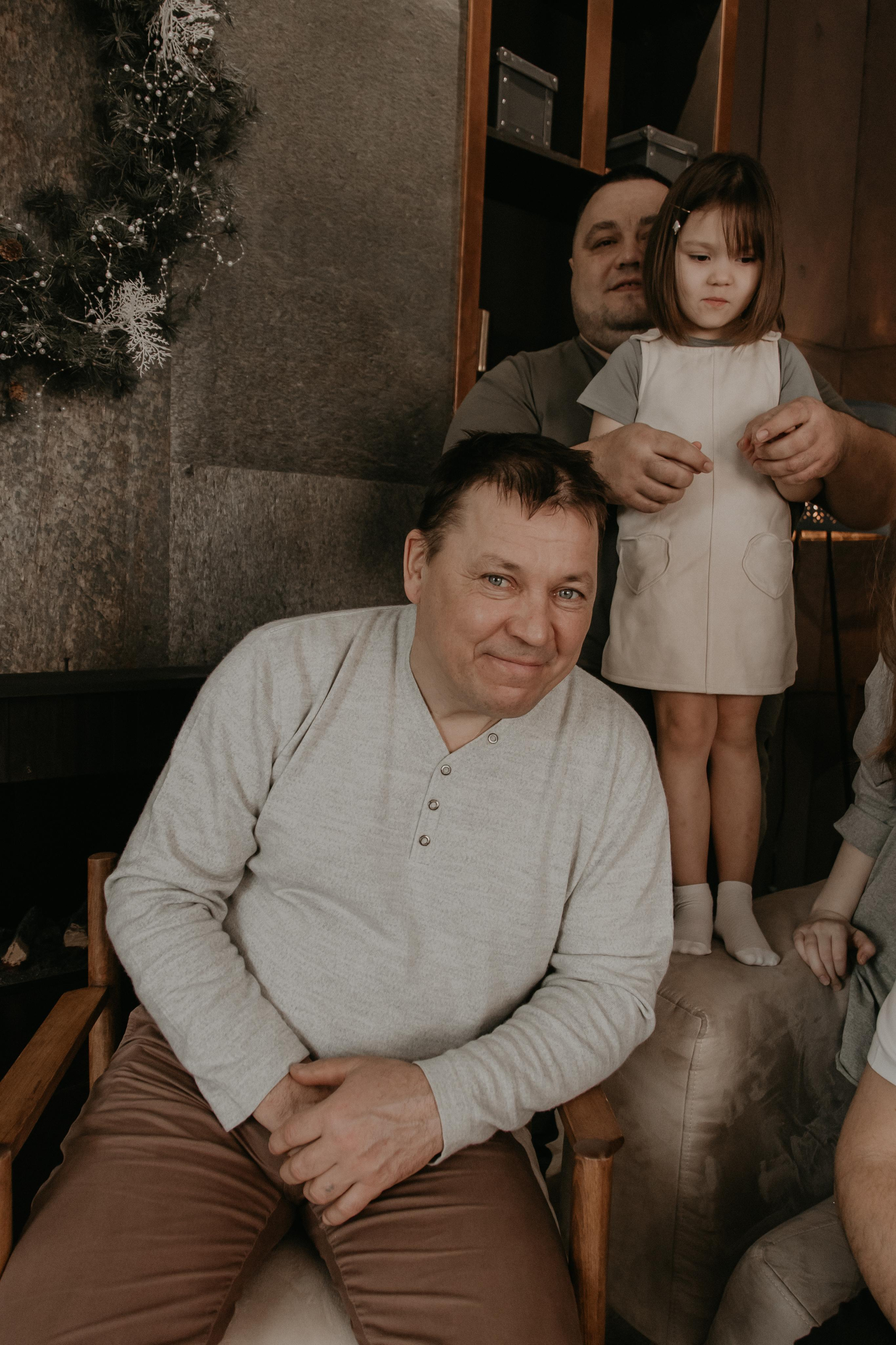 Большая семья. Фотограф Авилова Дарья ● Тюмень● Съемка больших семей ●Архив поколений