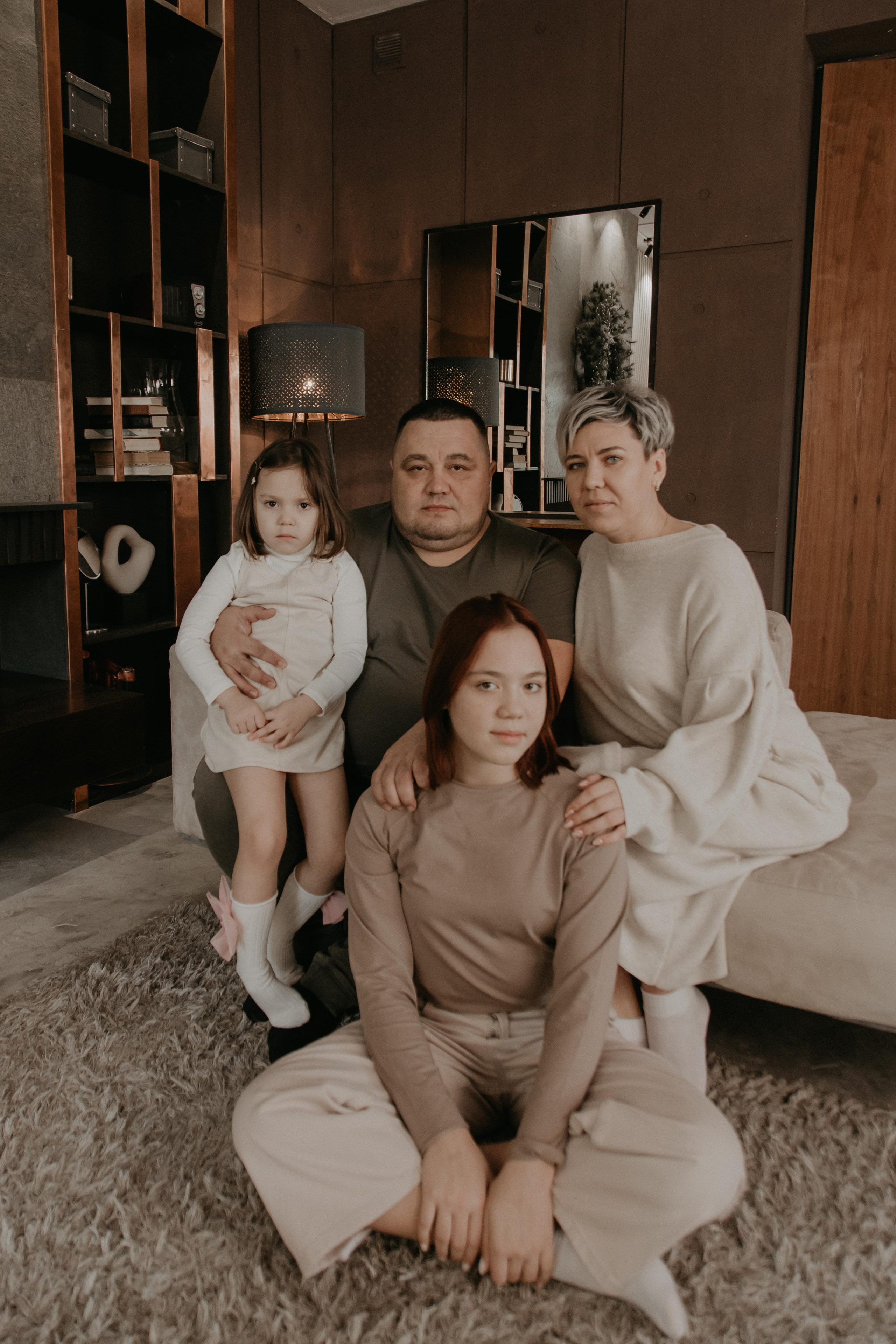 Большая семья. Фотограф Авилова Дарья ● Тюмень● Съемка больших семей ●Архив поколений