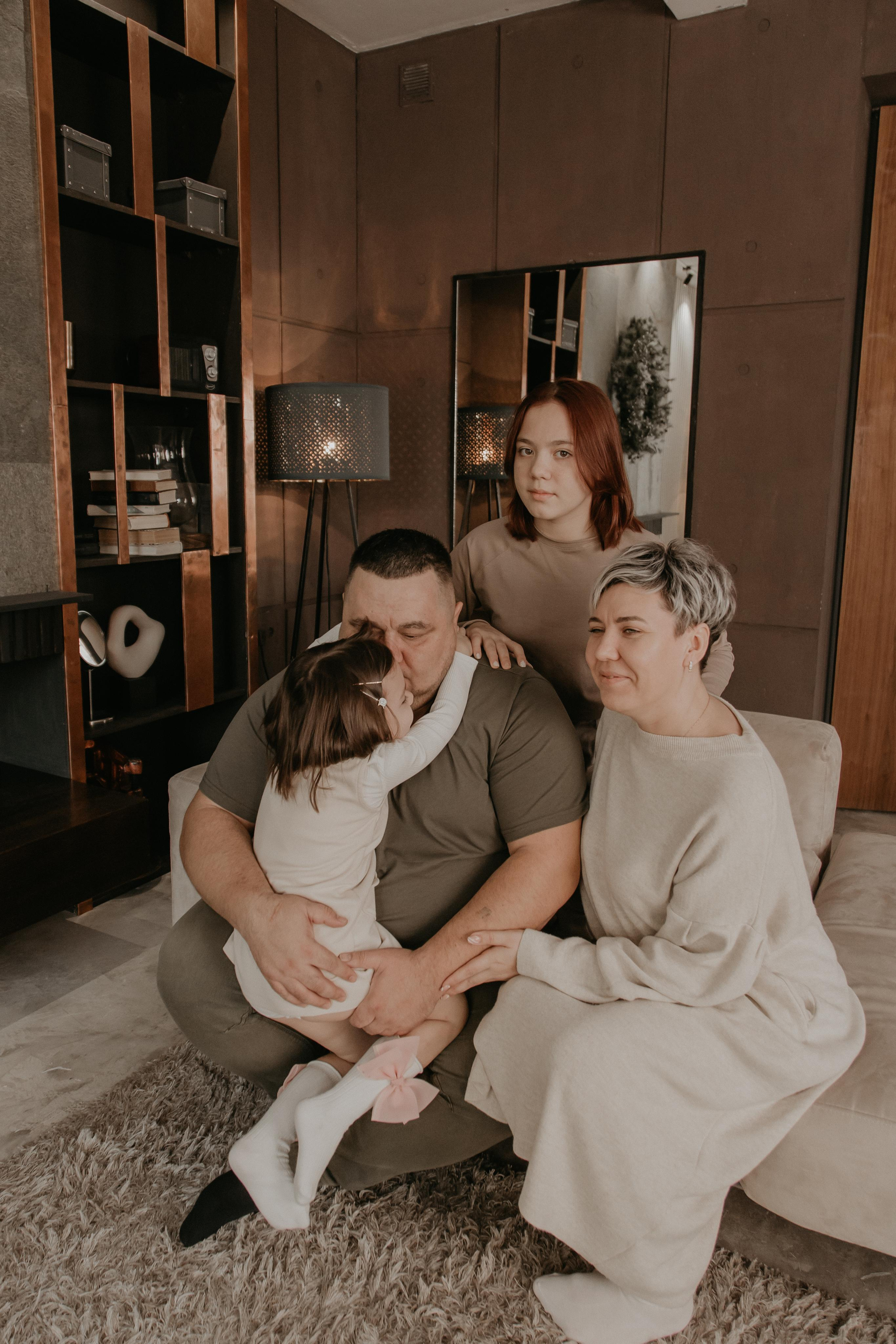 Большая семья. Фотограф Авилова Дарья ● Тюмень● Съемка больших семей ●Архив поколений