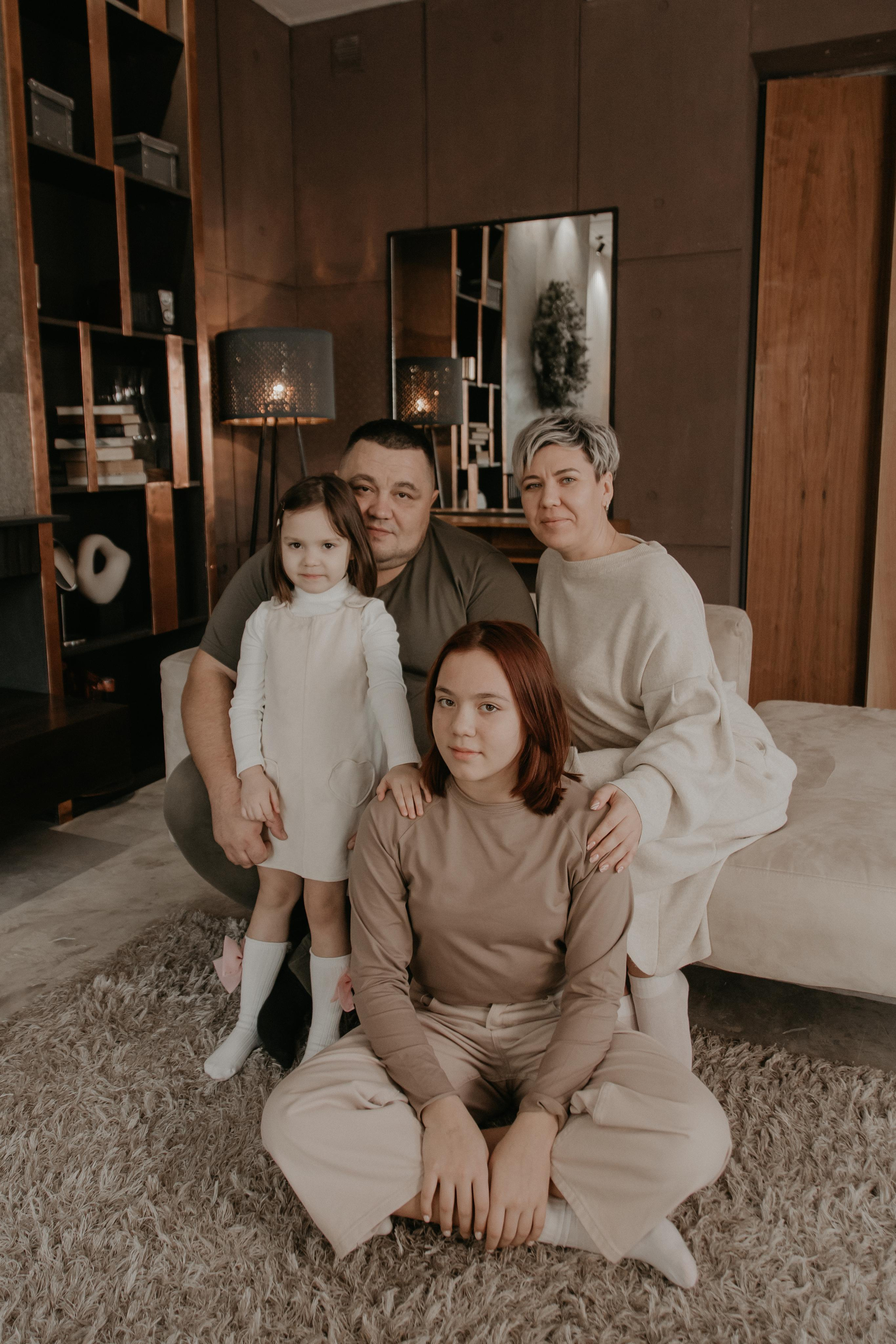 Большая семья. Фотограф Авилова Дарья ● Тюмень● Съемка больших семей ●Архив поколений