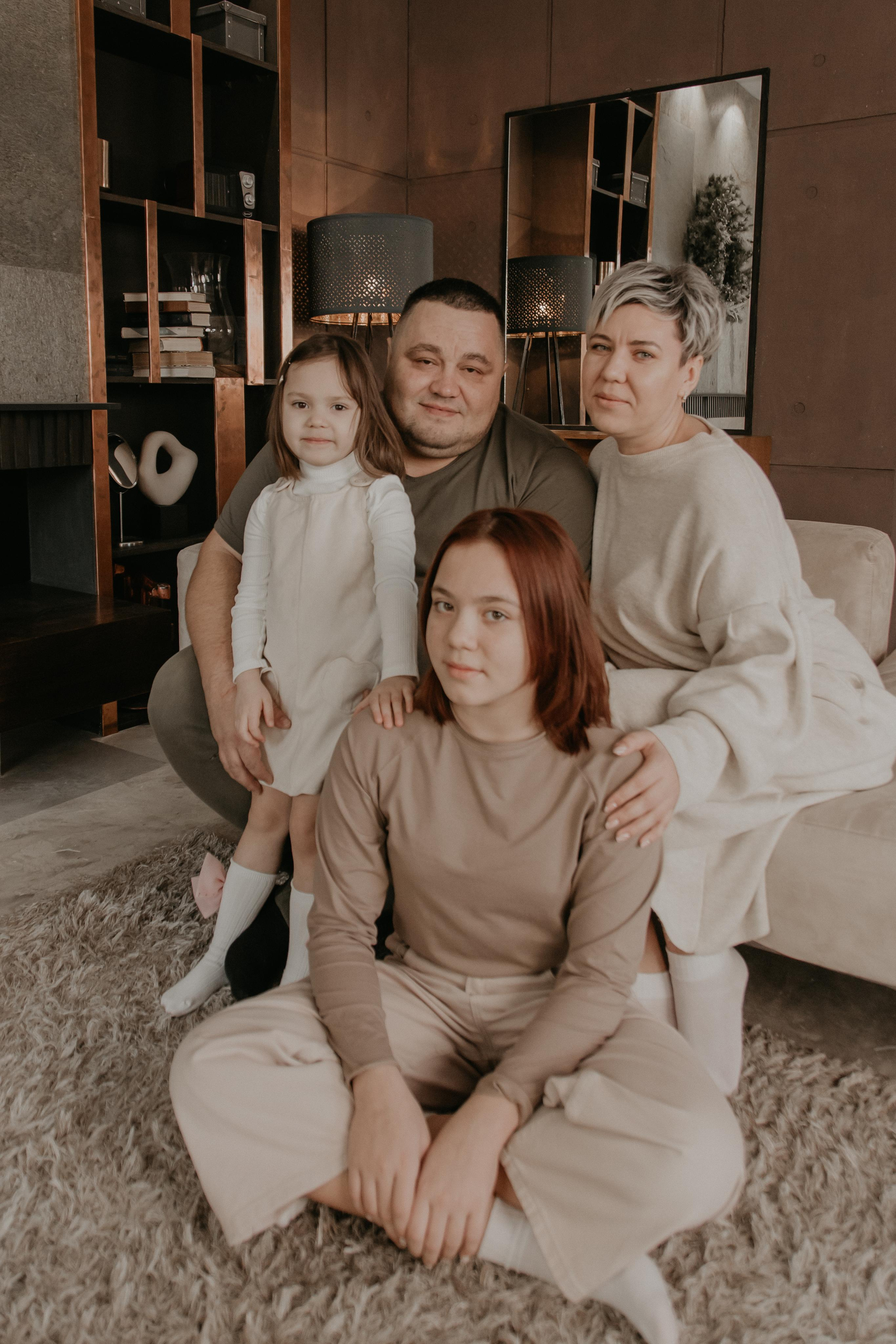 Большая семья. Фотограф Авилова Дарья ● Тюмень● Съемка больших семей ●Архив поколений