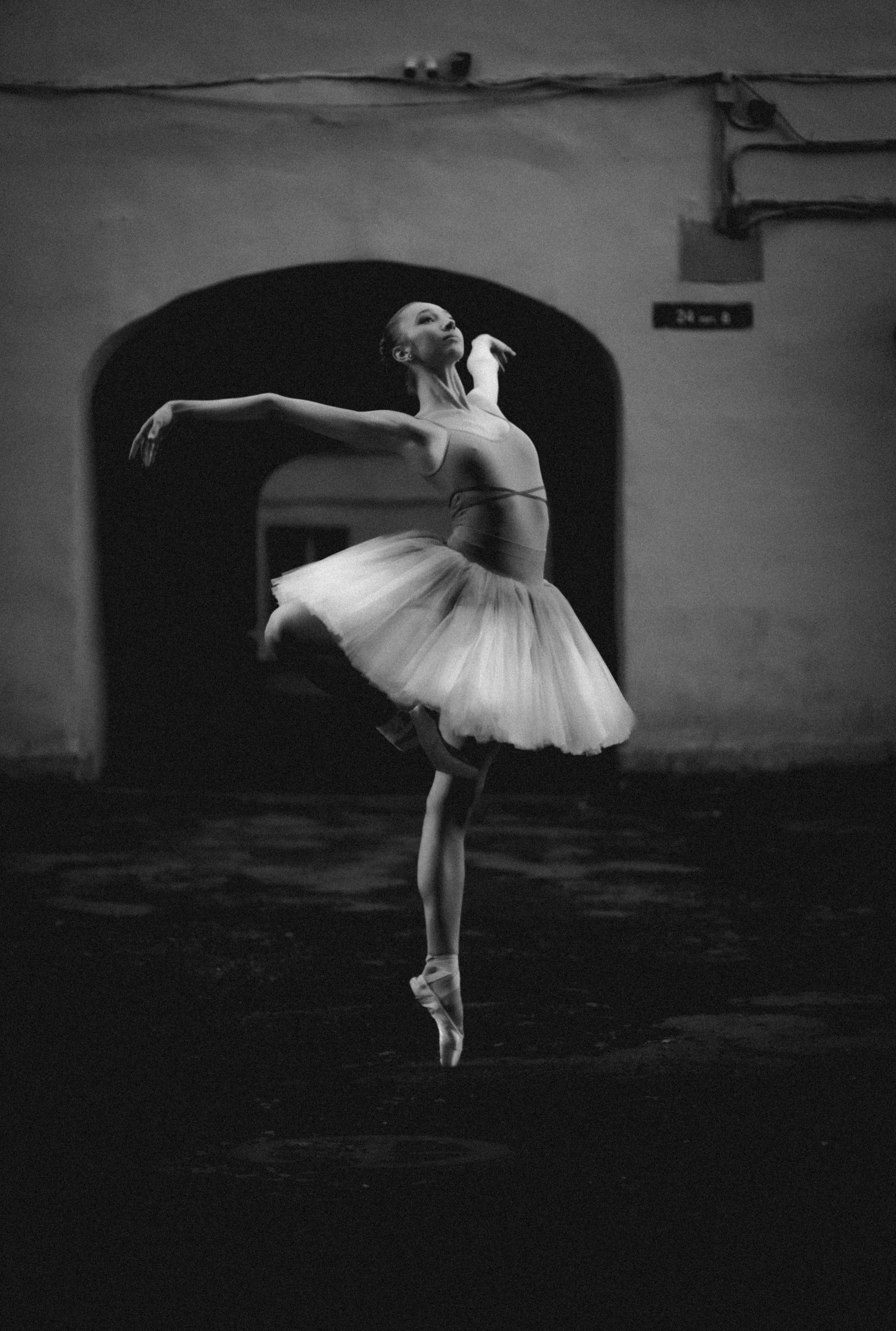 P O L I N A. Портретный и уличный фотограф в Санкт-Петербурге Сергей Кутьин