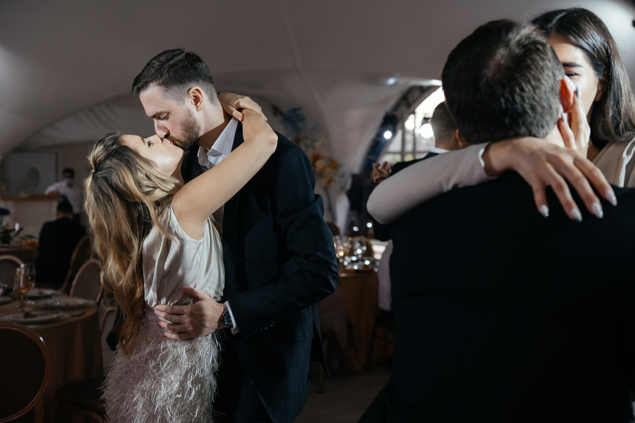 Родители Бекона женятся. Home