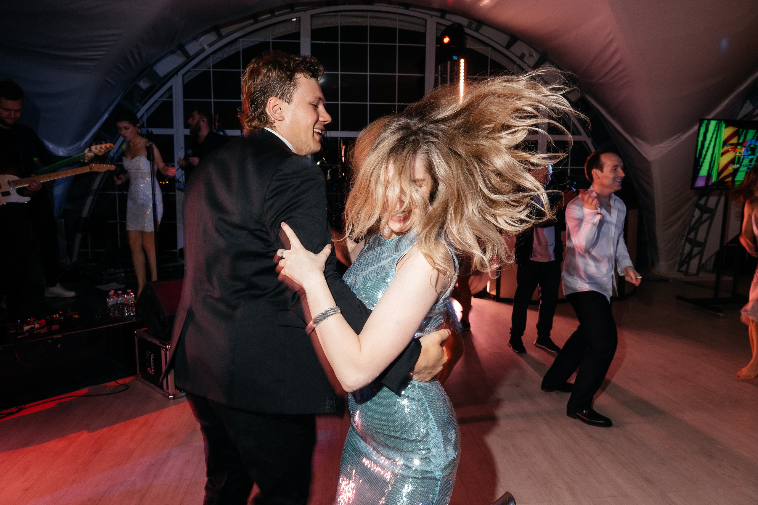 Родители Бекона женятся. Home