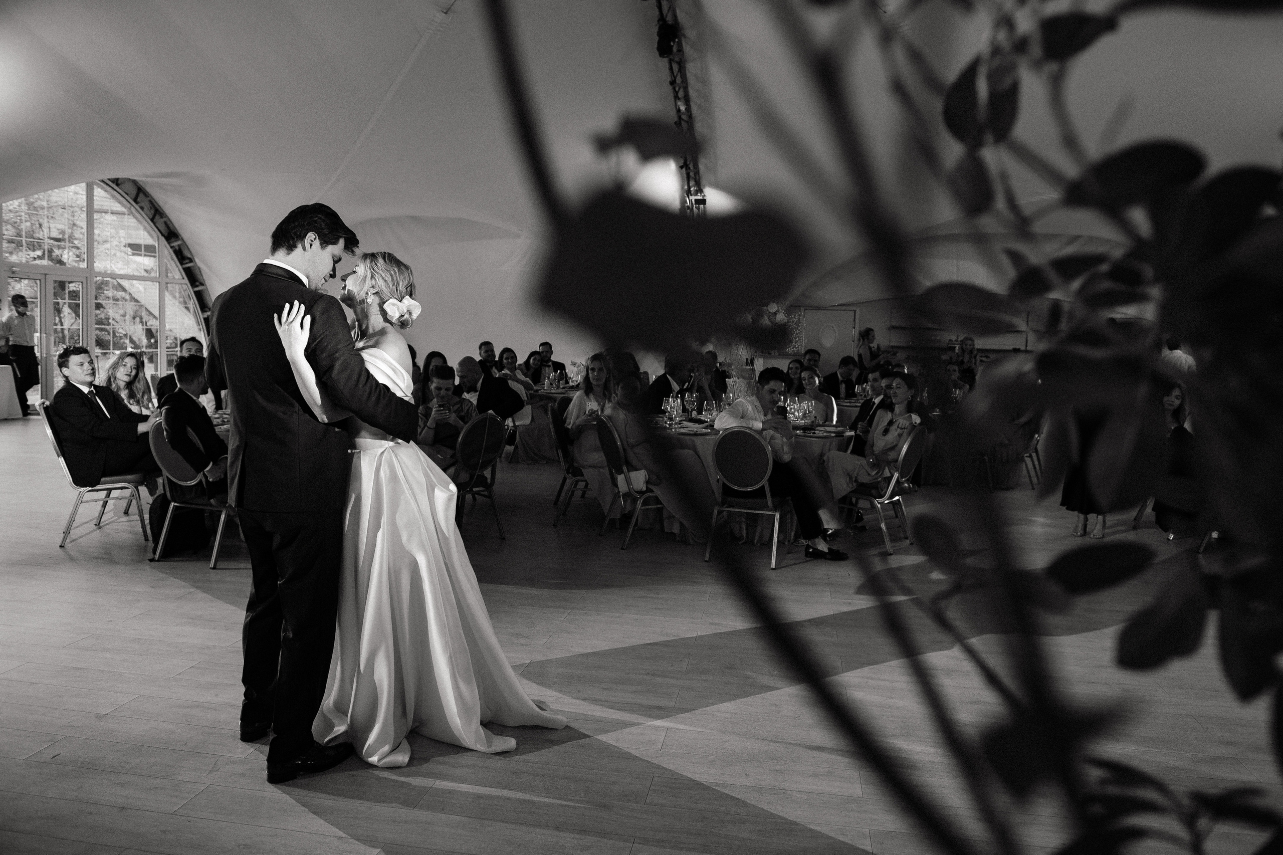 Родители Бекона женятся. Home